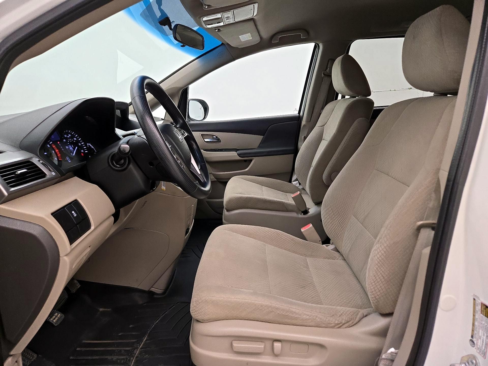 Thumbnail: 2016 Honda Odyssey - 11