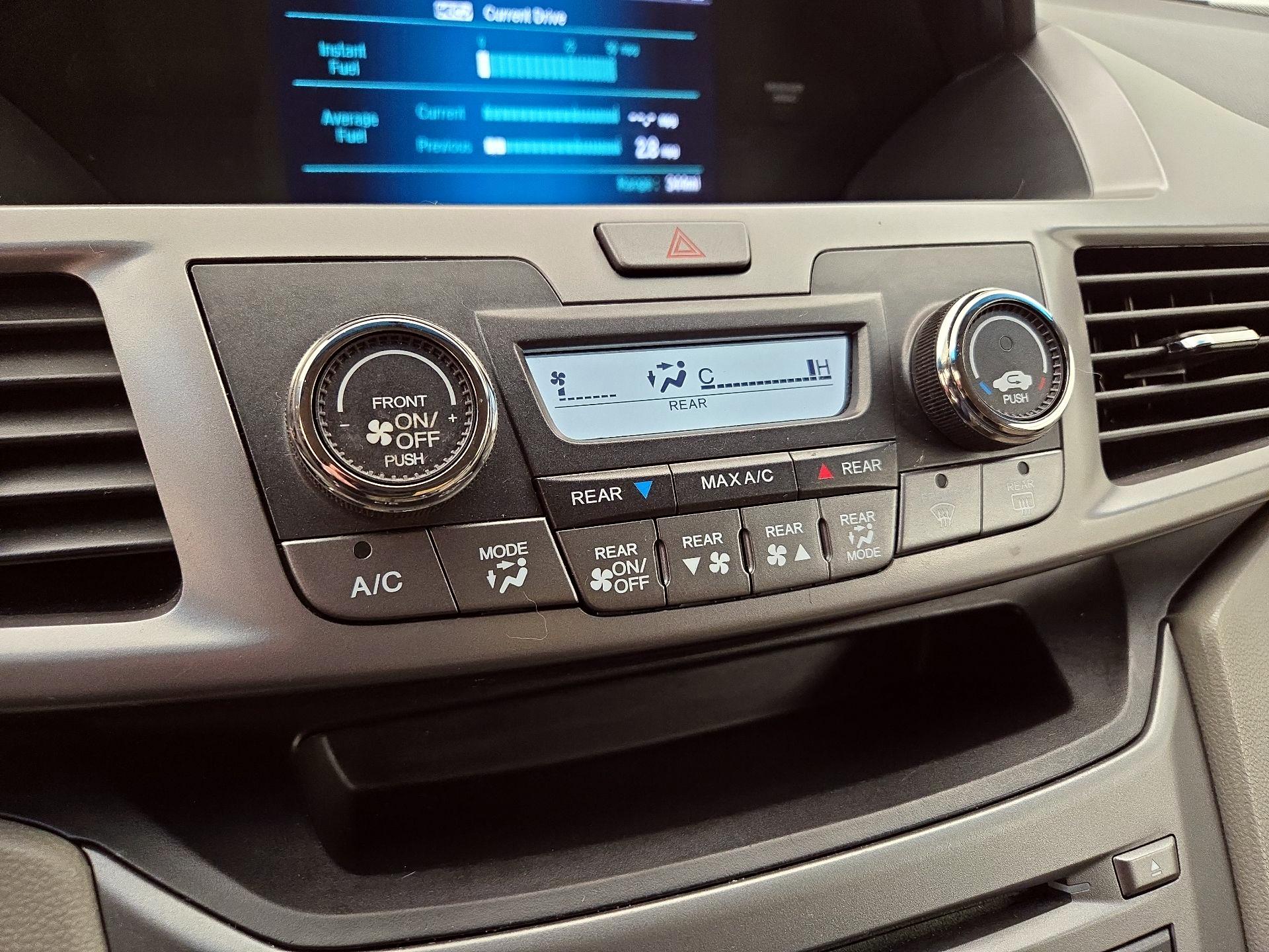 Thumbnail: 2016 Honda Odyssey - 16