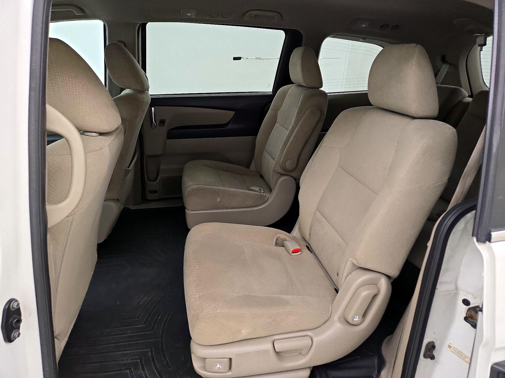 Thumbnail: 2016 Honda Odyssey - 19