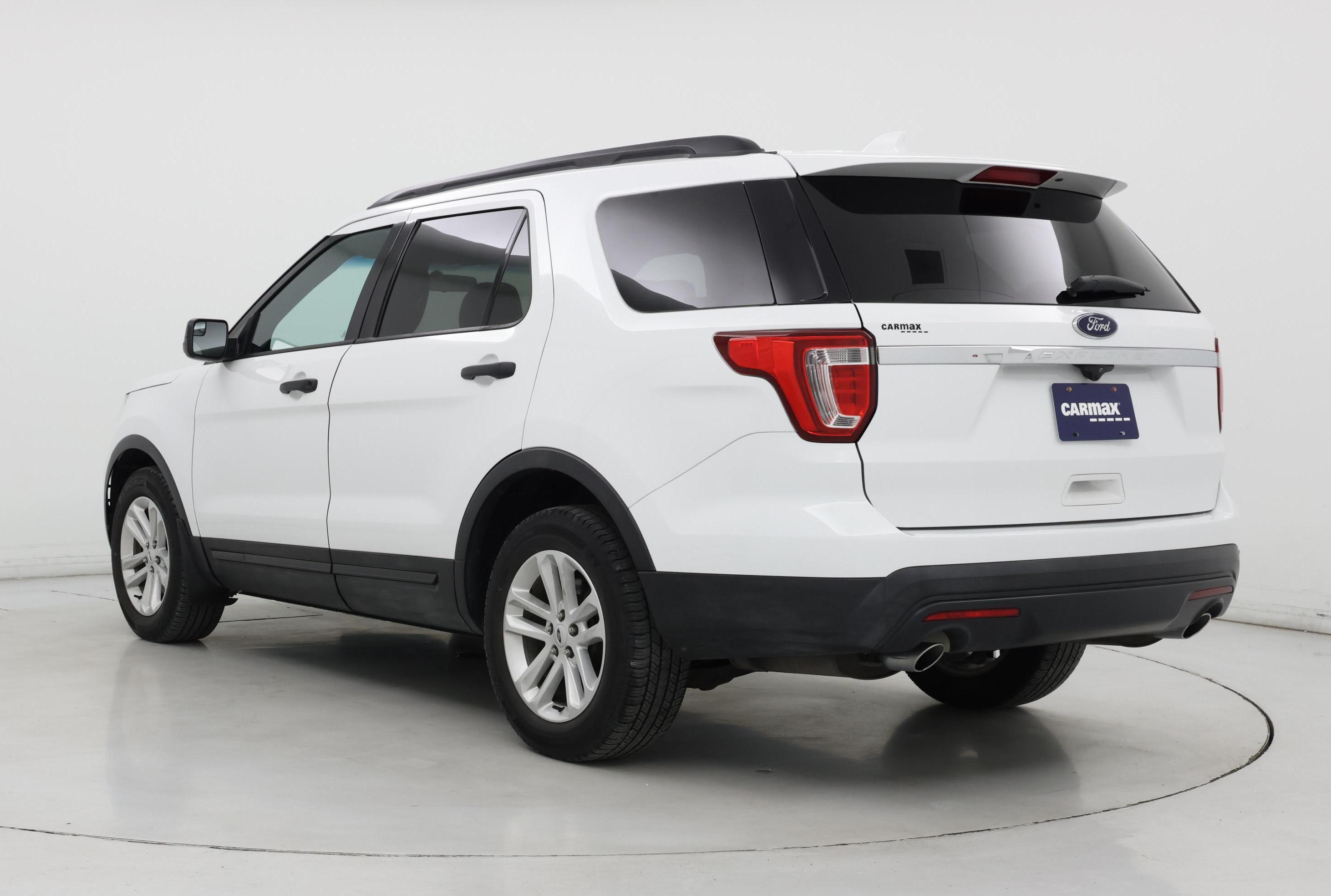 Thumbnail: 2017 Ford Explorer - 2