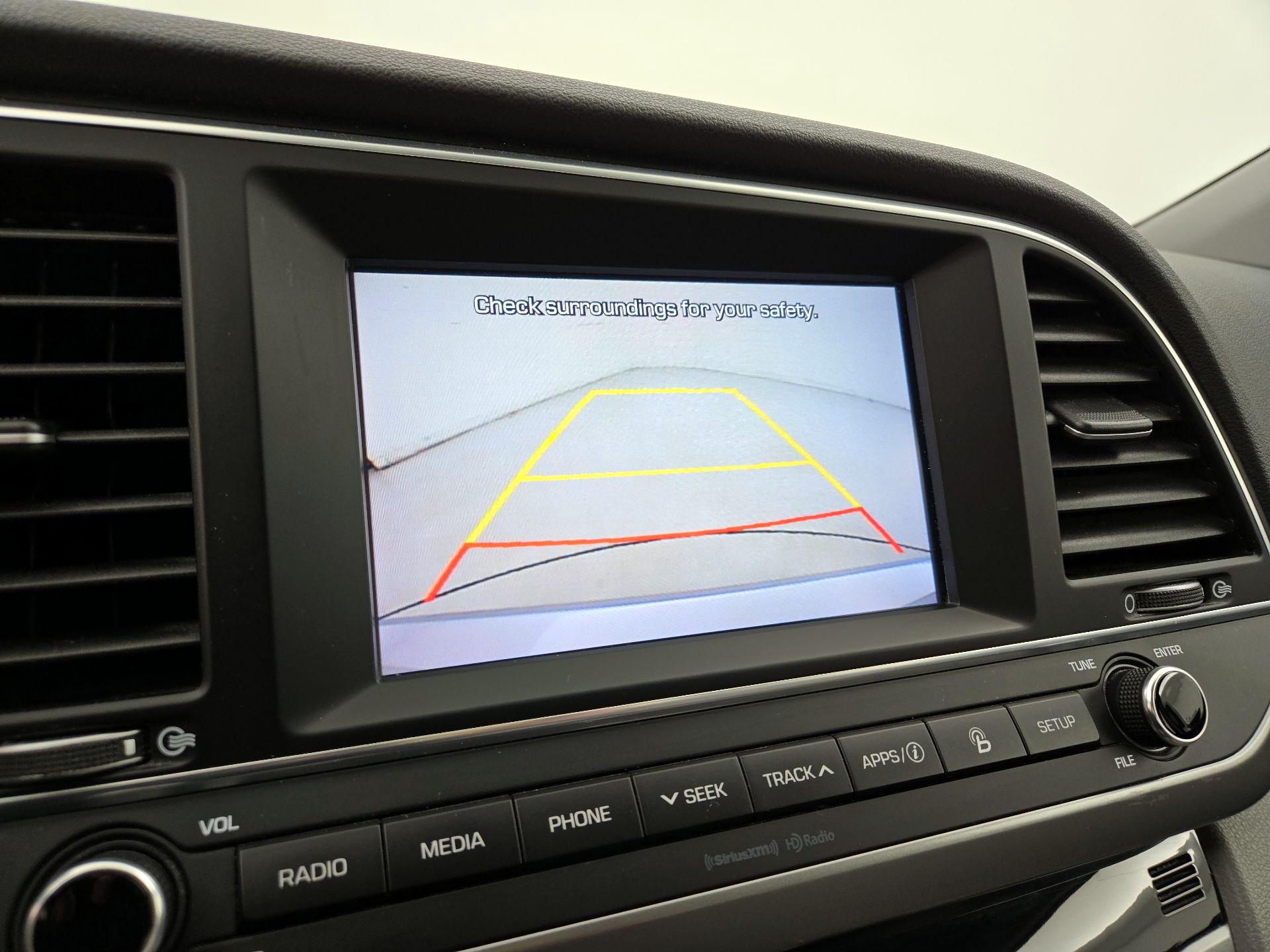 Thumbnail: 2017 Hyundai Elantra - 14