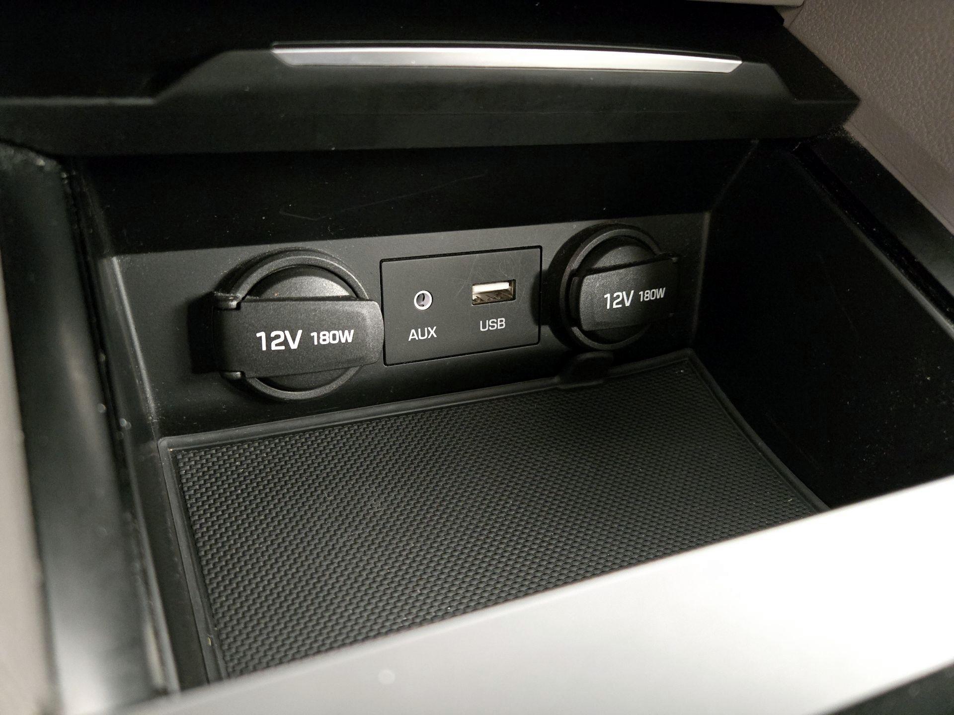 Thumbnail: 2017 Hyundai Elantra - 18