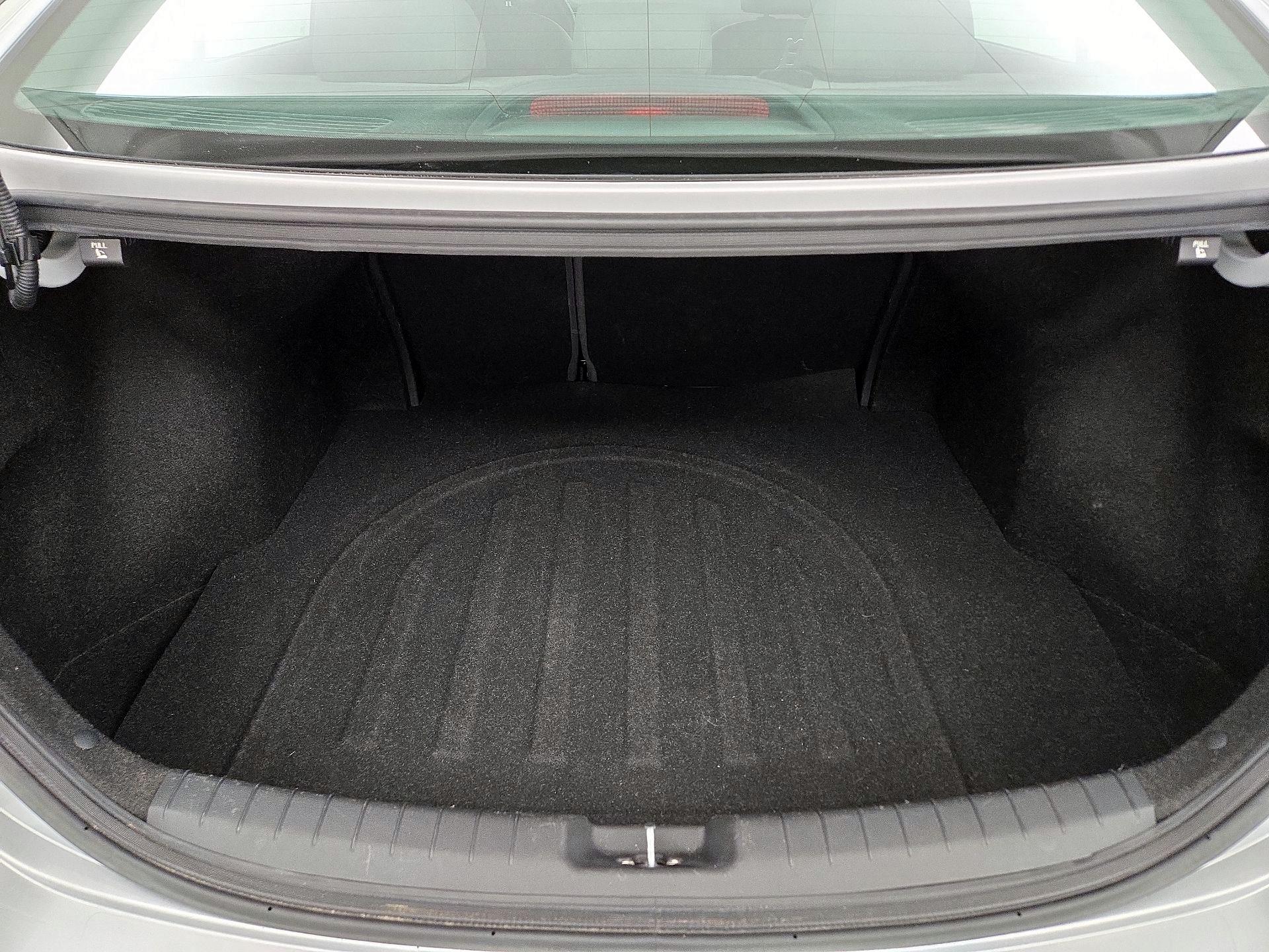 Thumbnail: 2017 Hyundai Elantra - 20