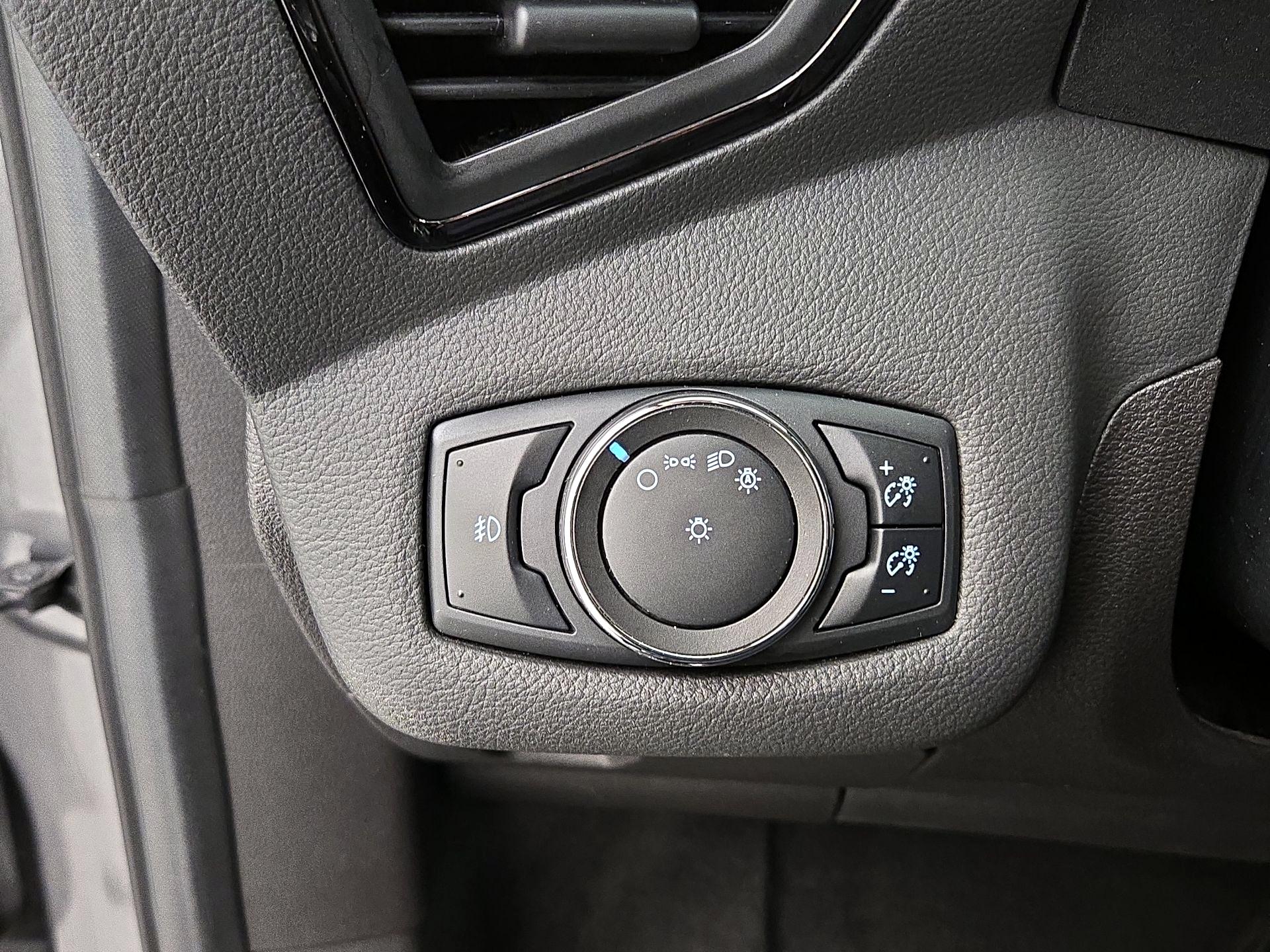 Thumbnail: 2014 Ford Escape - 13