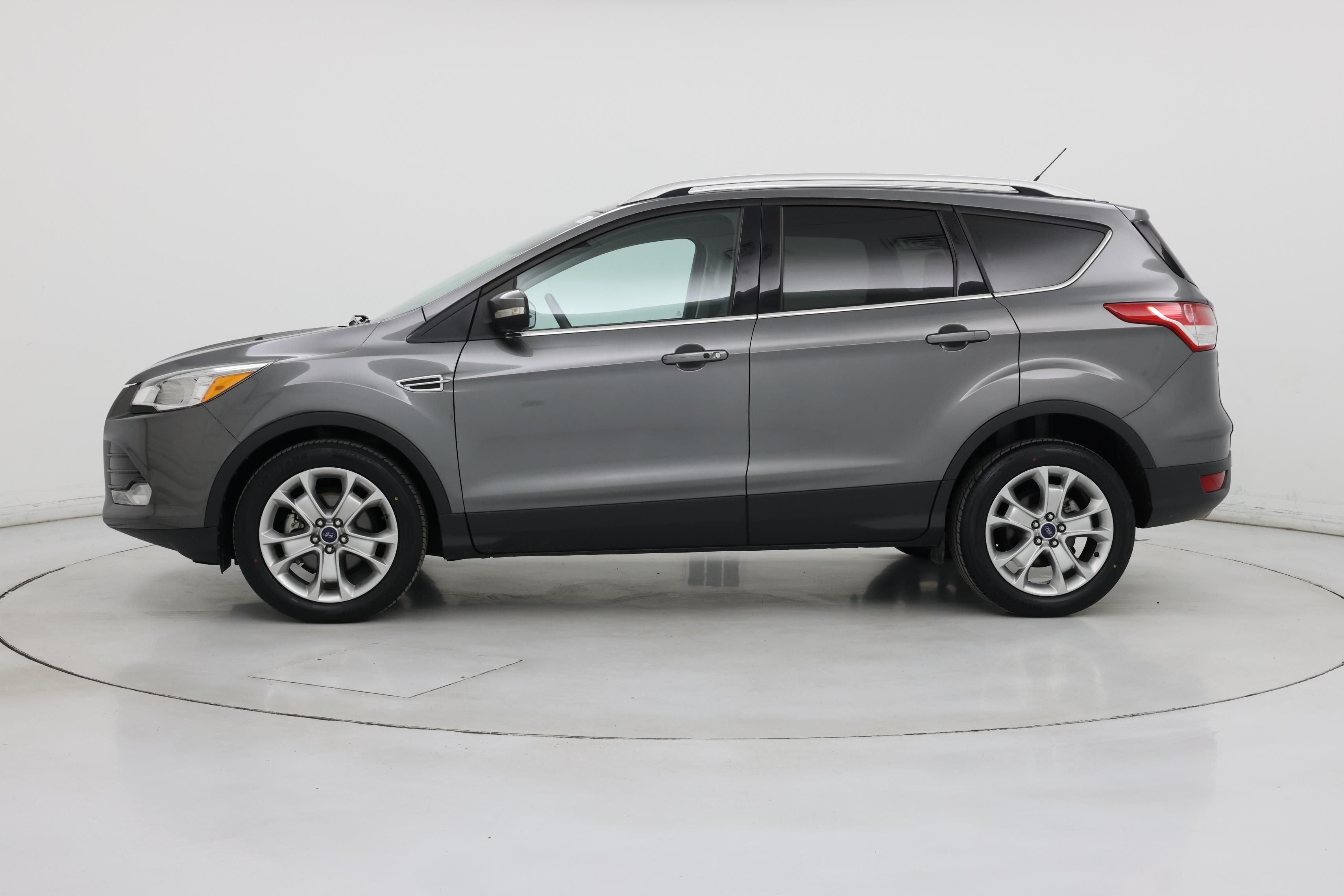 Thumbnail: 2014 Ford Escape - 3
