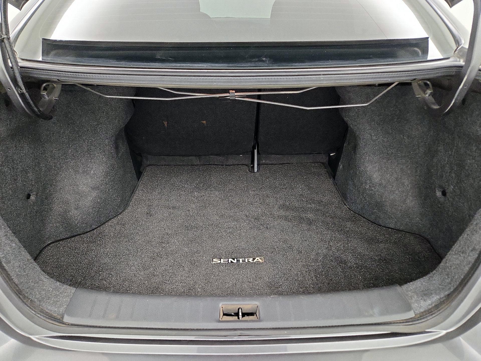 Thumbnail: 2019 Nissan Sentra - 20