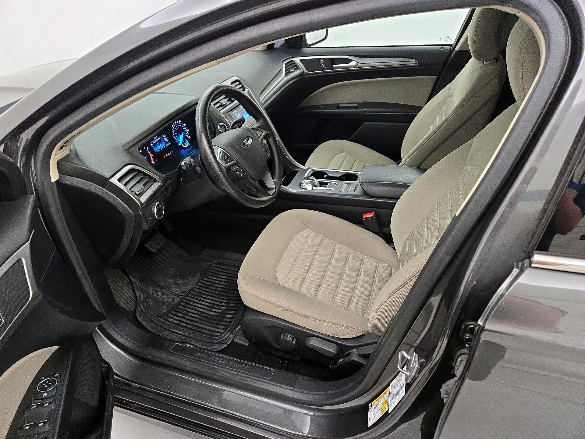 Thumbnail: 2019 Ford Fusion - 11