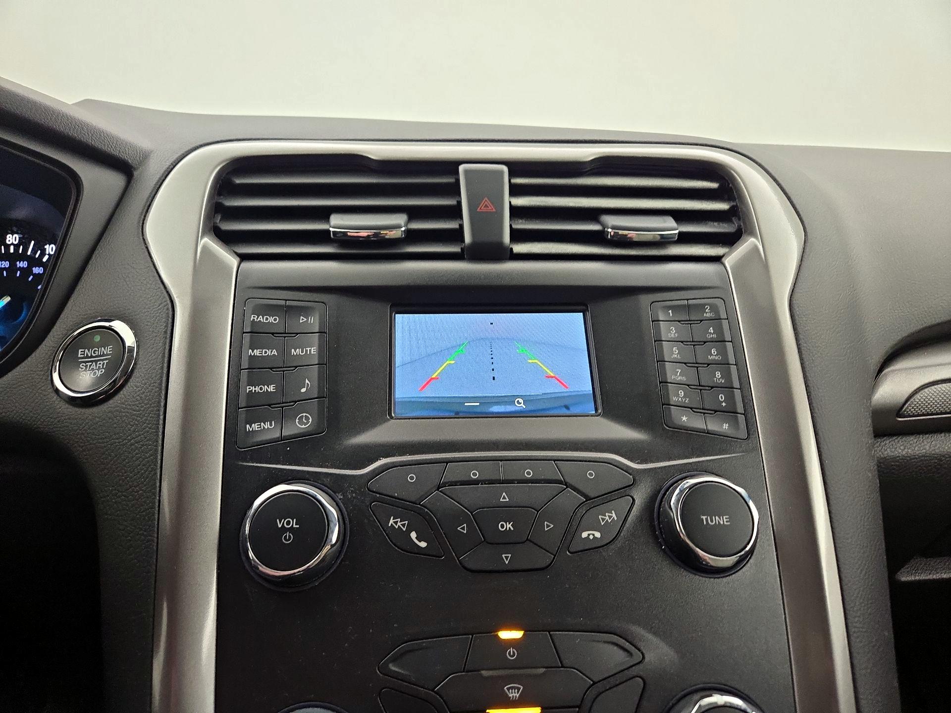 Thumbnail: 2019 Ford Fusion - 14