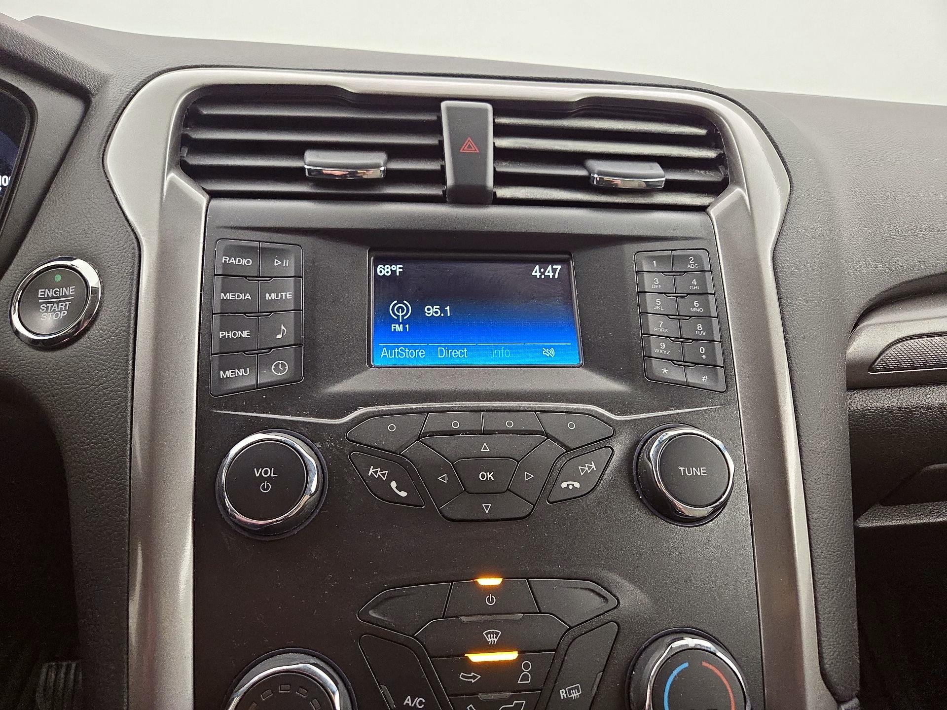 Thumbnail: 2019 Ford Fusion - 15