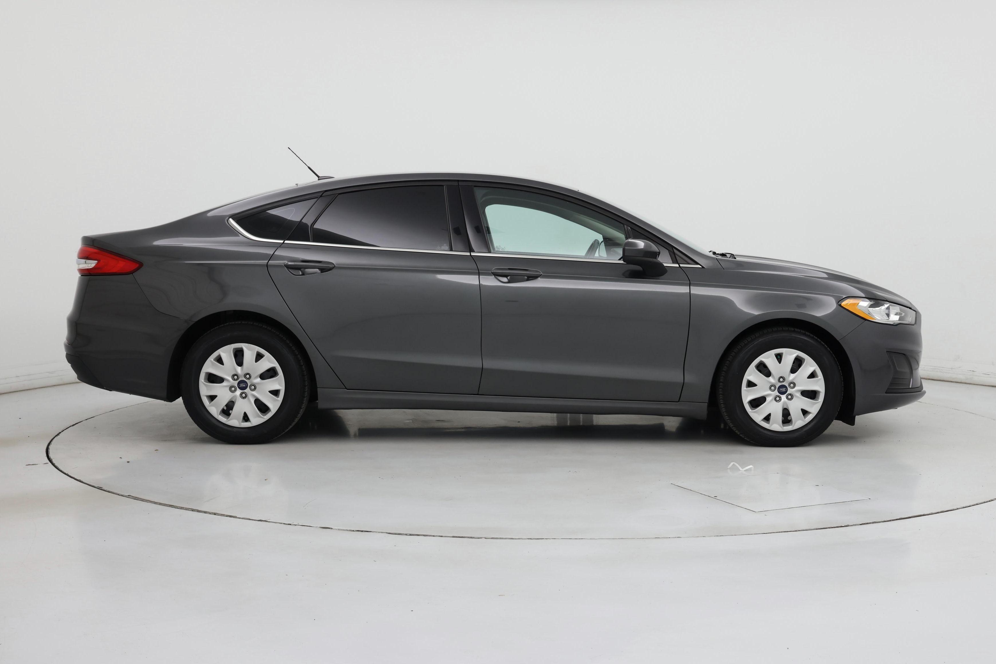 Thumbnail: 2019 Ford Fusion - 7