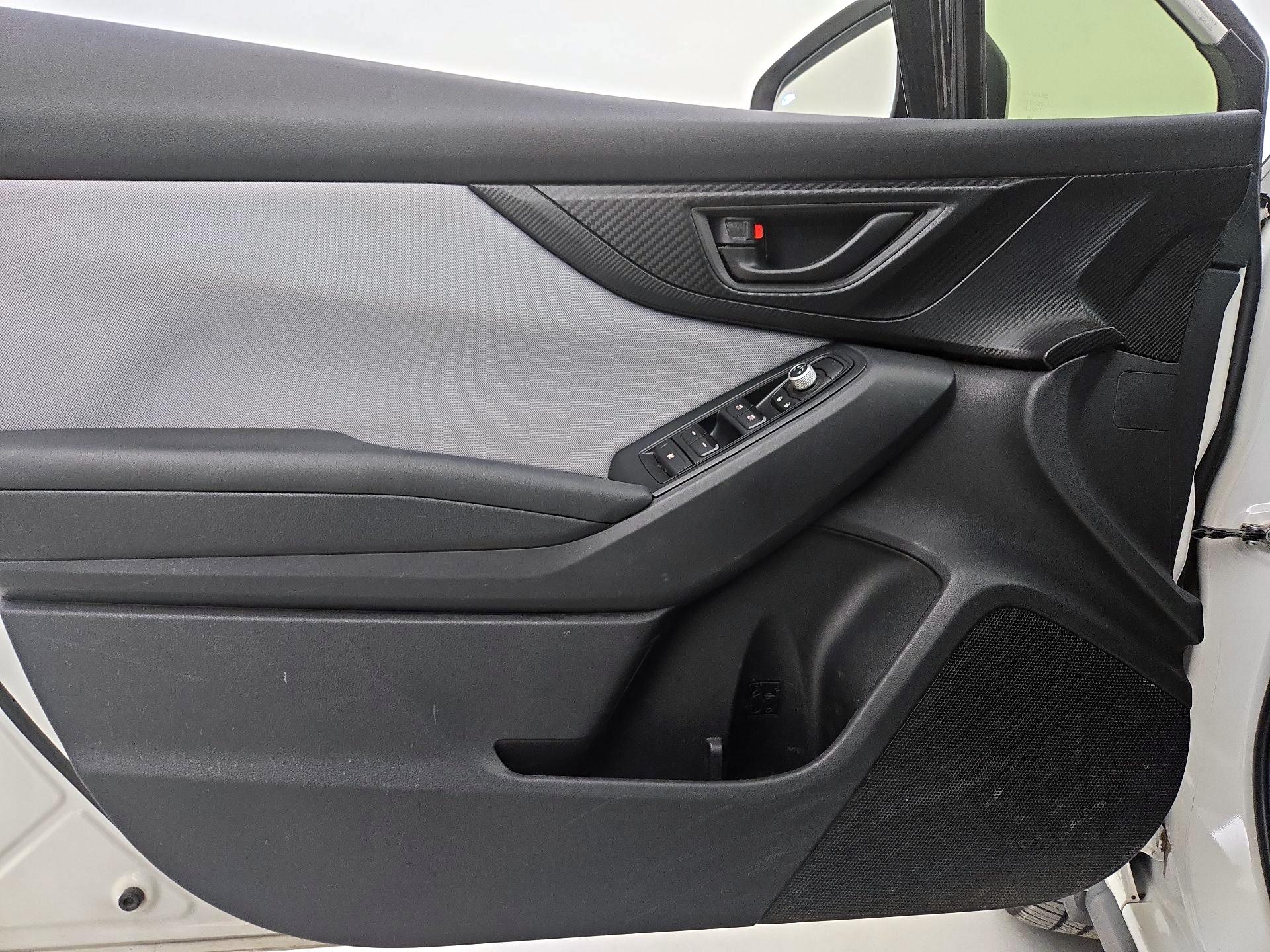 Thumbnail: 2020 Subaru Crosstrek - 12