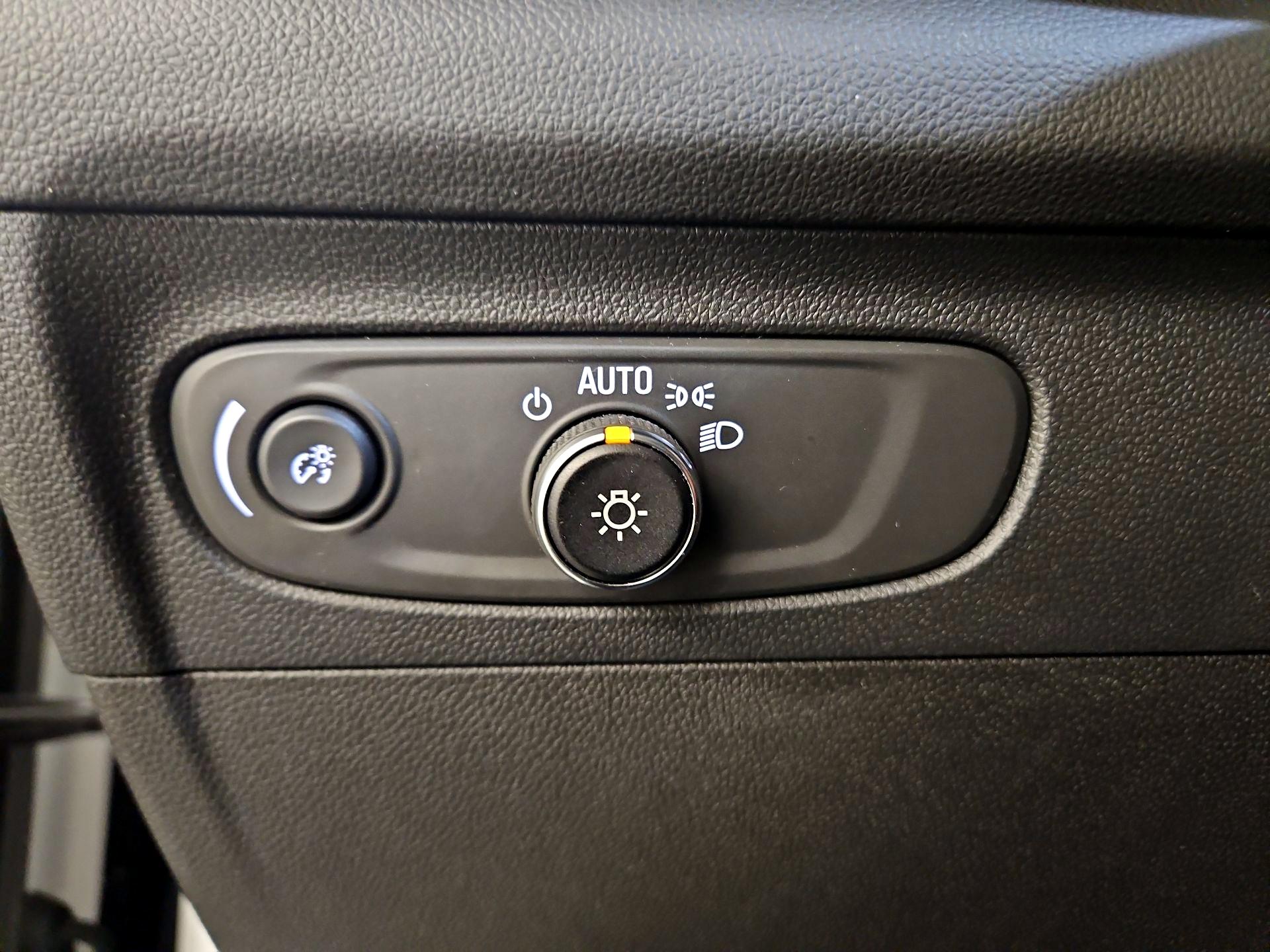 Thumbnail: 2023 Buick Envision - 13