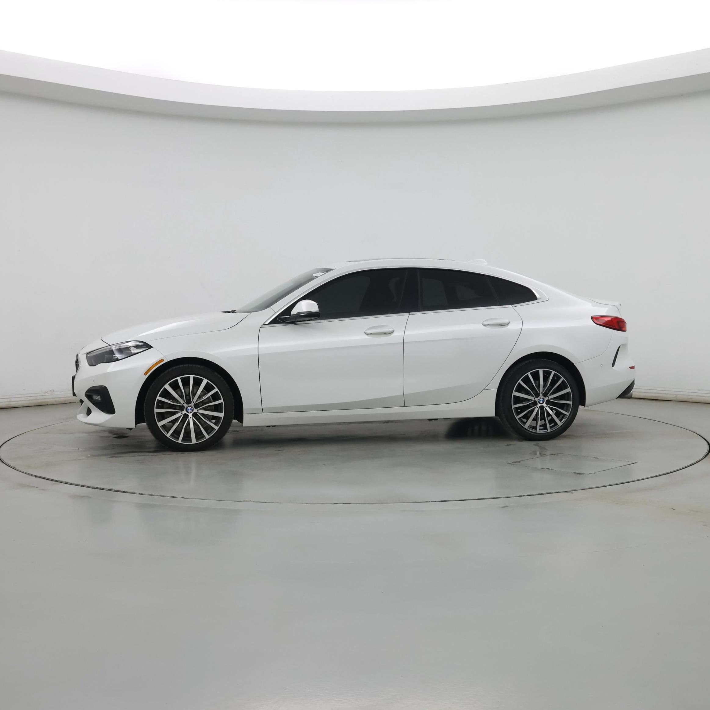 Thumbnail: 2021 BMW 2 Series - 3