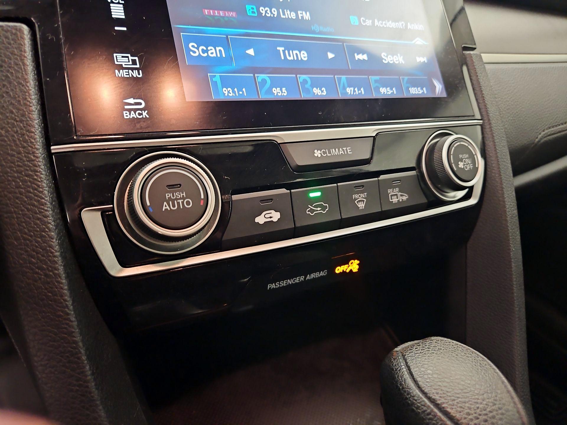 Thumbnail: 2017 Honda Civic - 16