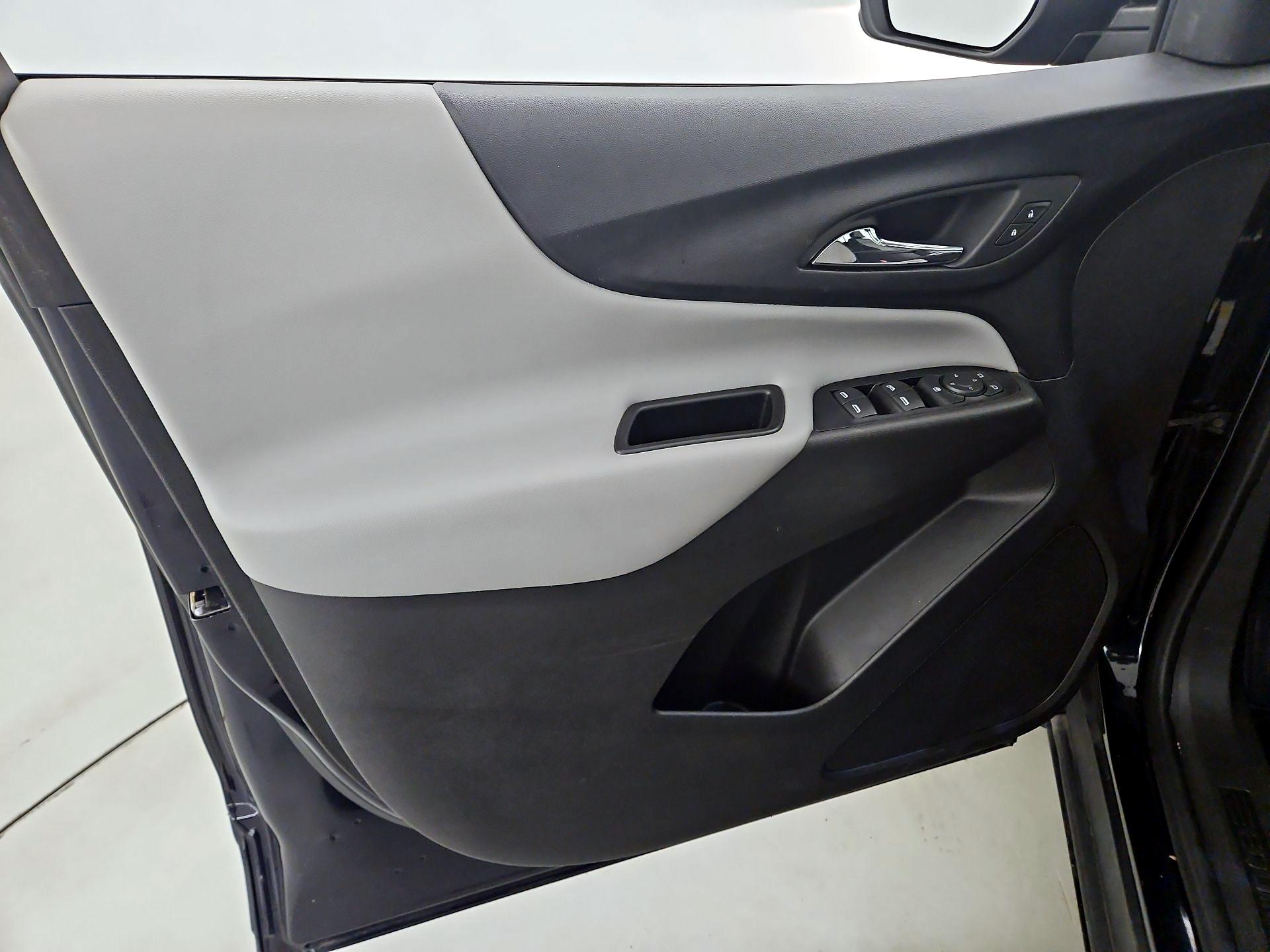 Thumbnail: 2020 Chevrolet Equinox - 12