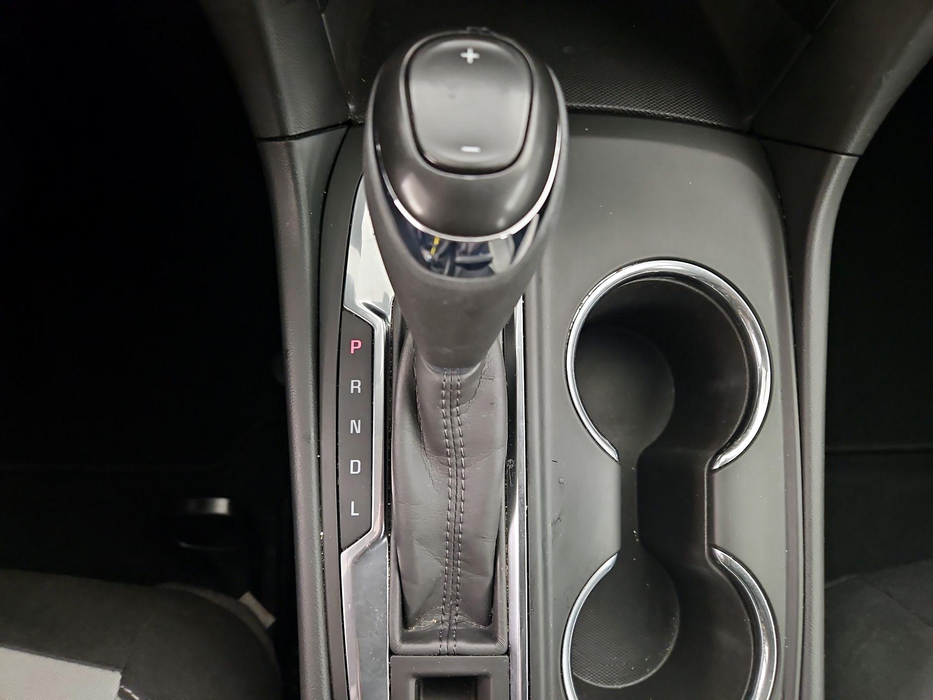 Thumbnail: 2020 Chevrolet Equinox - 17