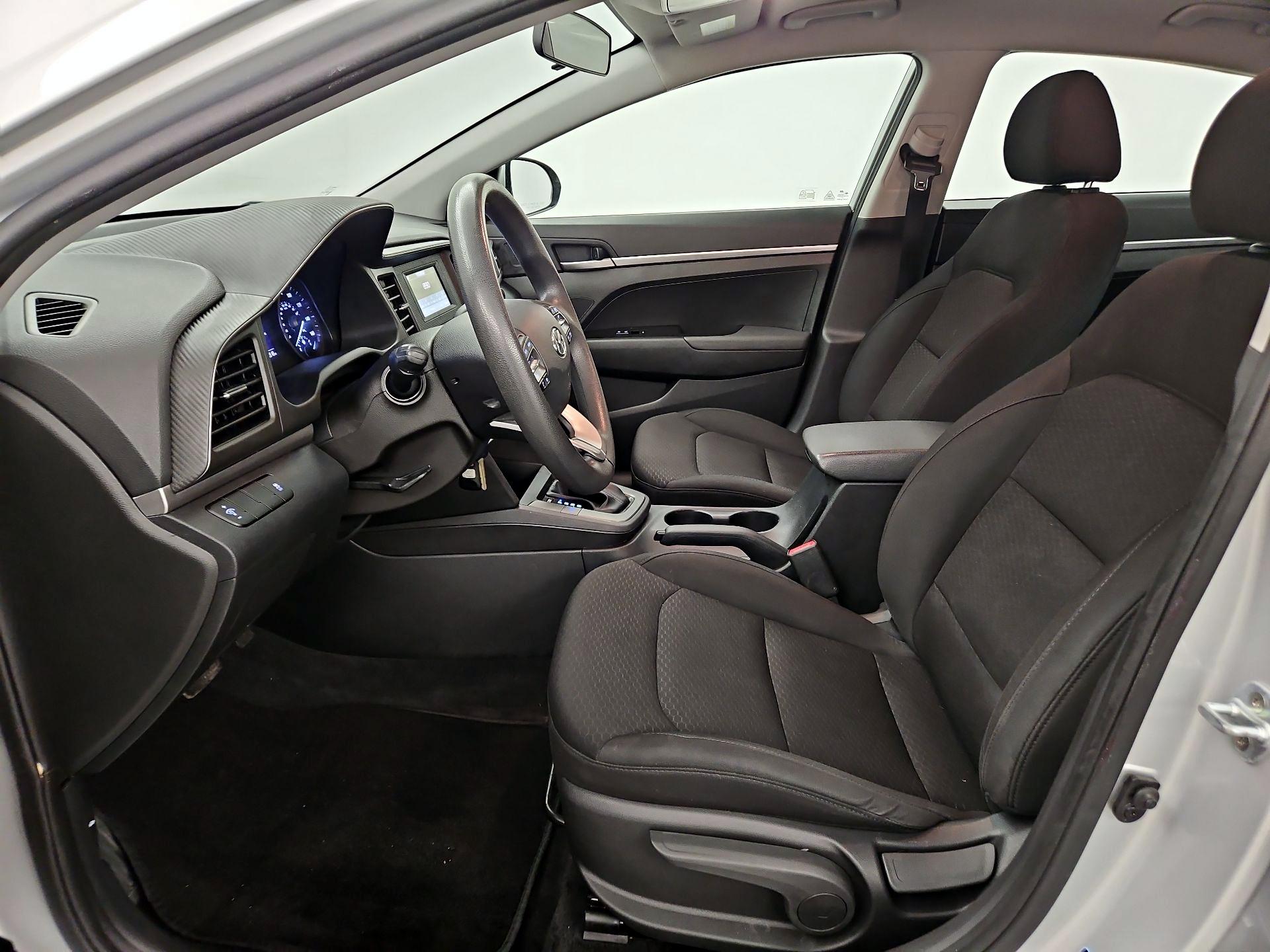 Thumbnail: 2019 Hyundai Elantra - 11