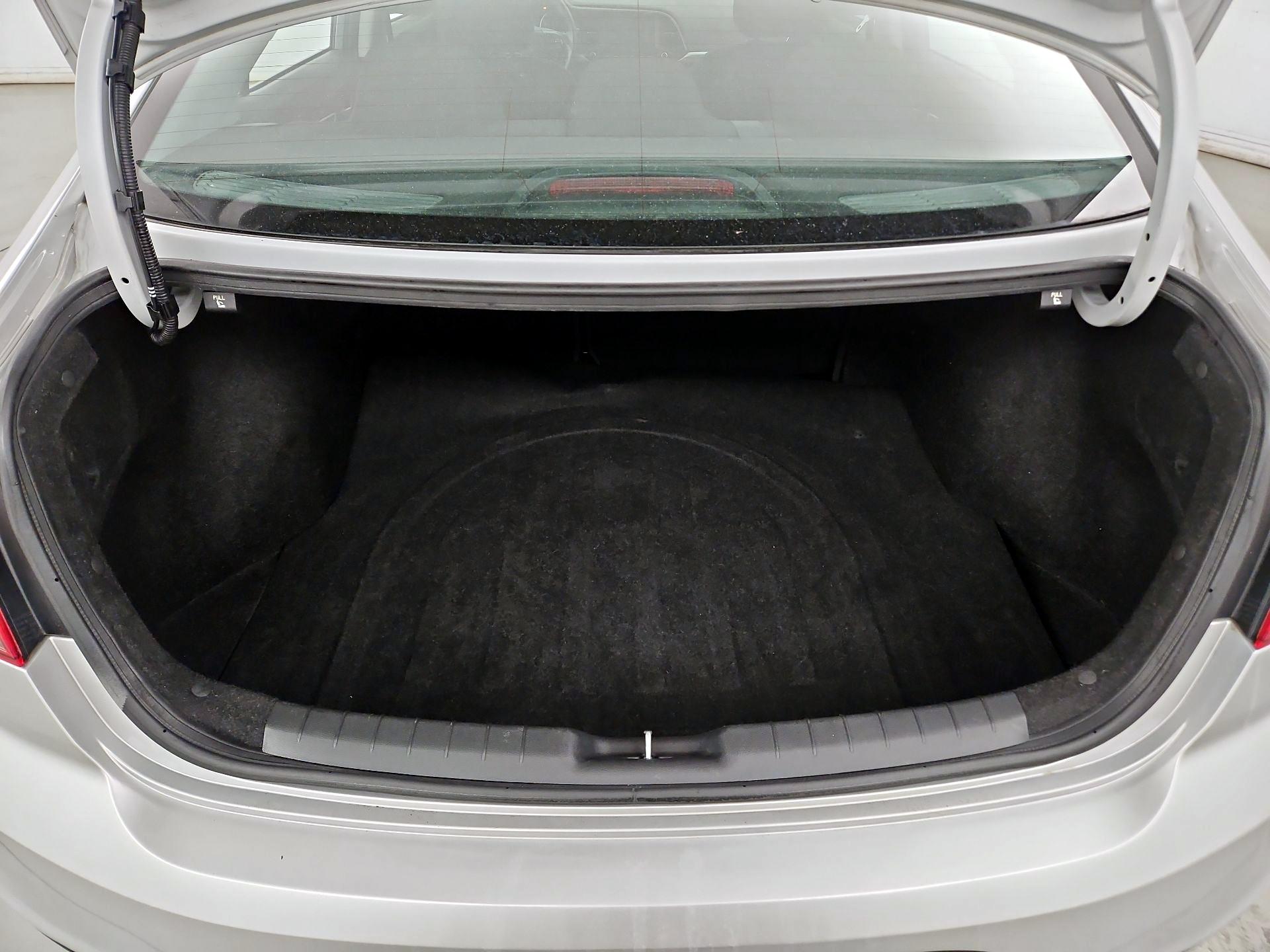 Thumbnail: 2019 Hyundai Elantra - 20