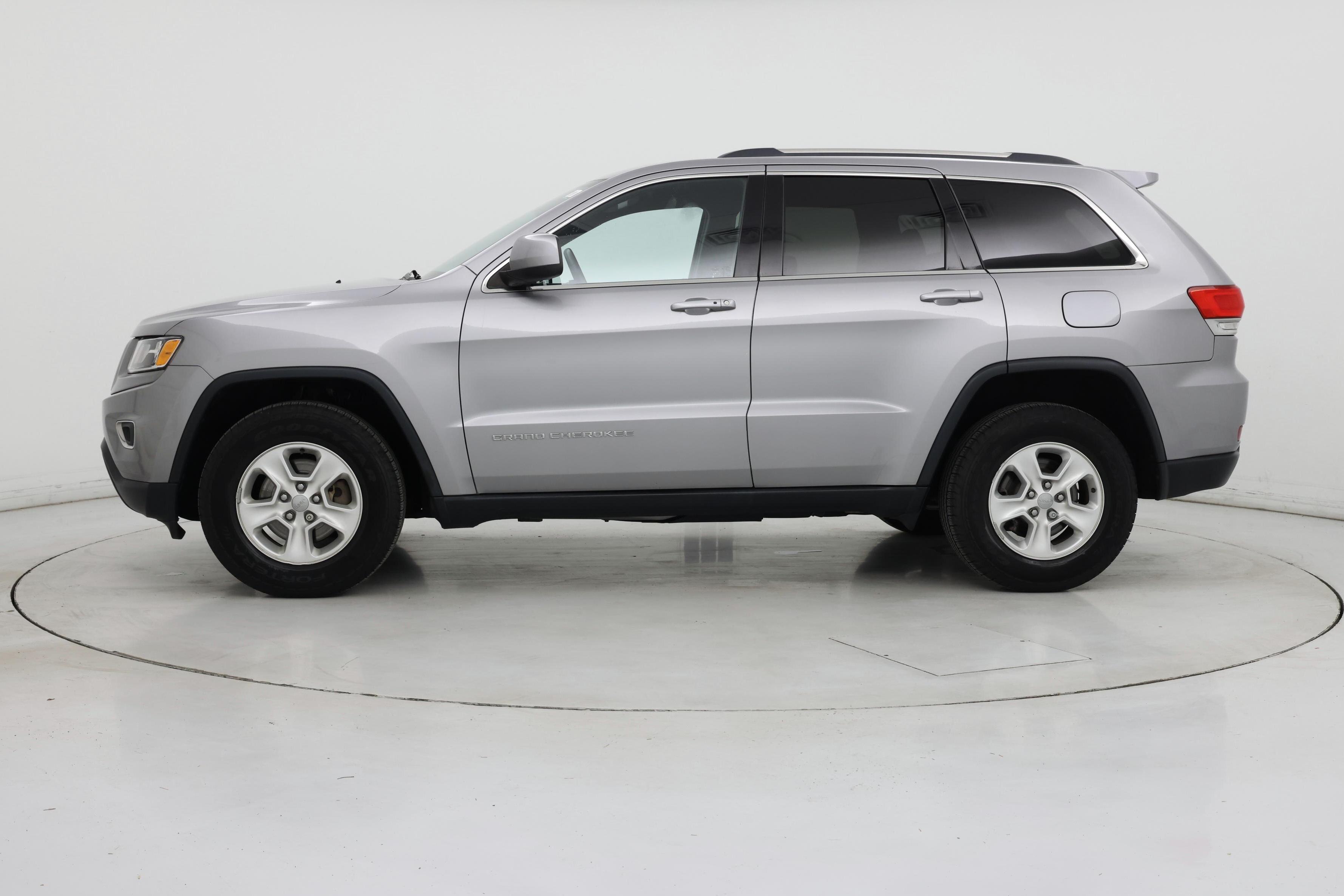 Thumbnail: 2015 Jeep Grand Cherokee - 3