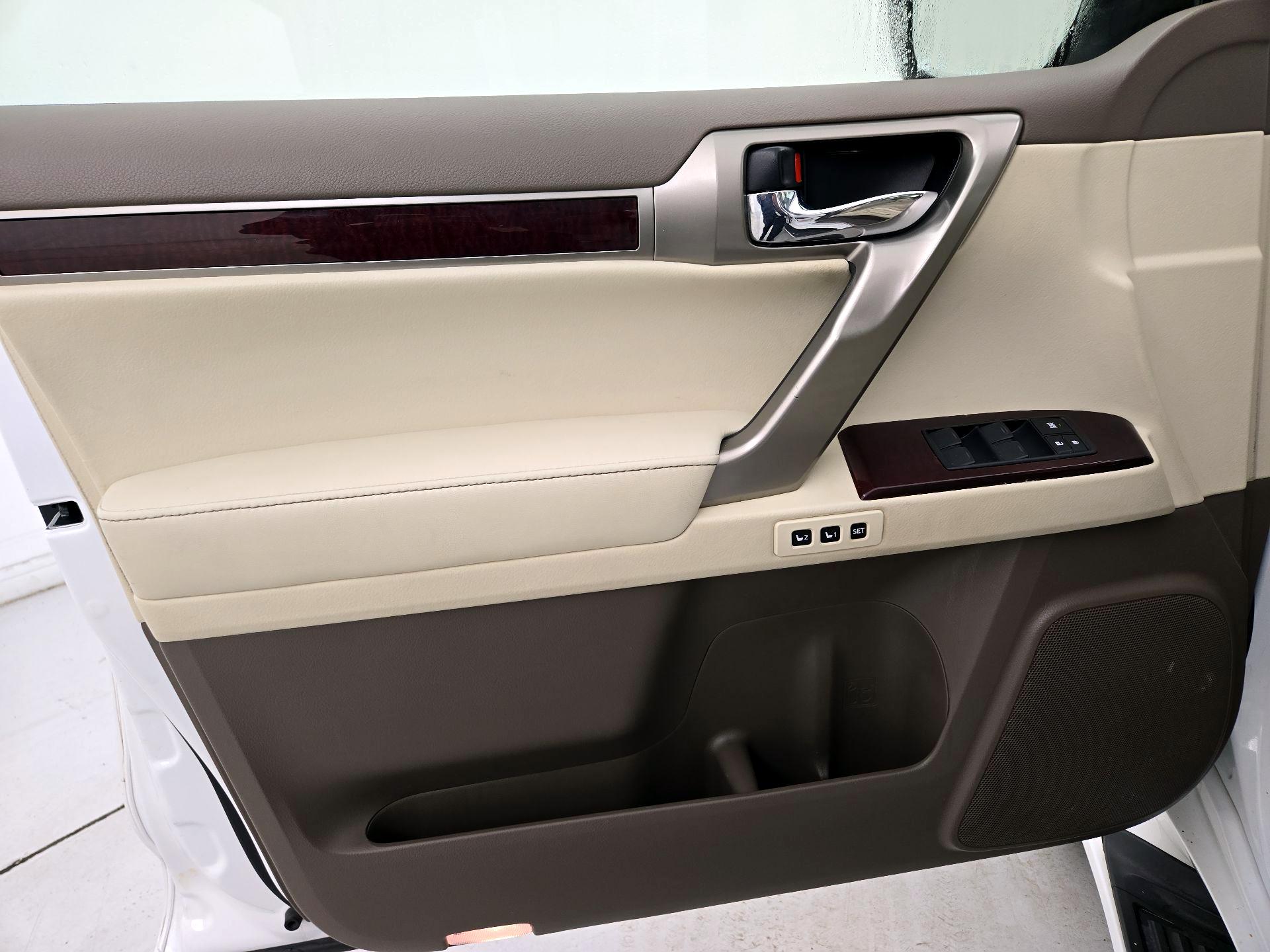 Thumbnail: 2018 Lexus GX - 12