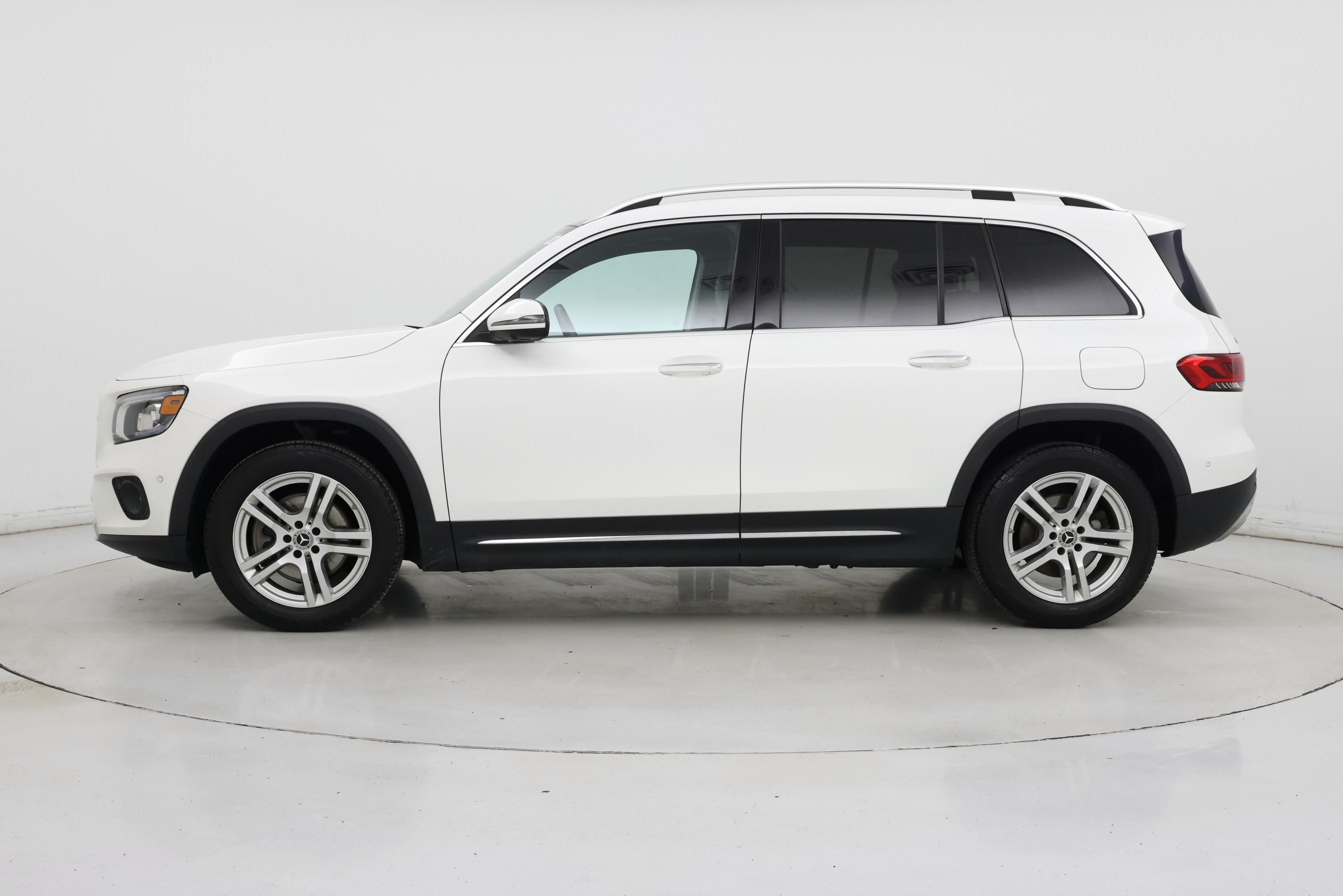 Thumbnail: 2020 Mercedes-Benz GLB - 3