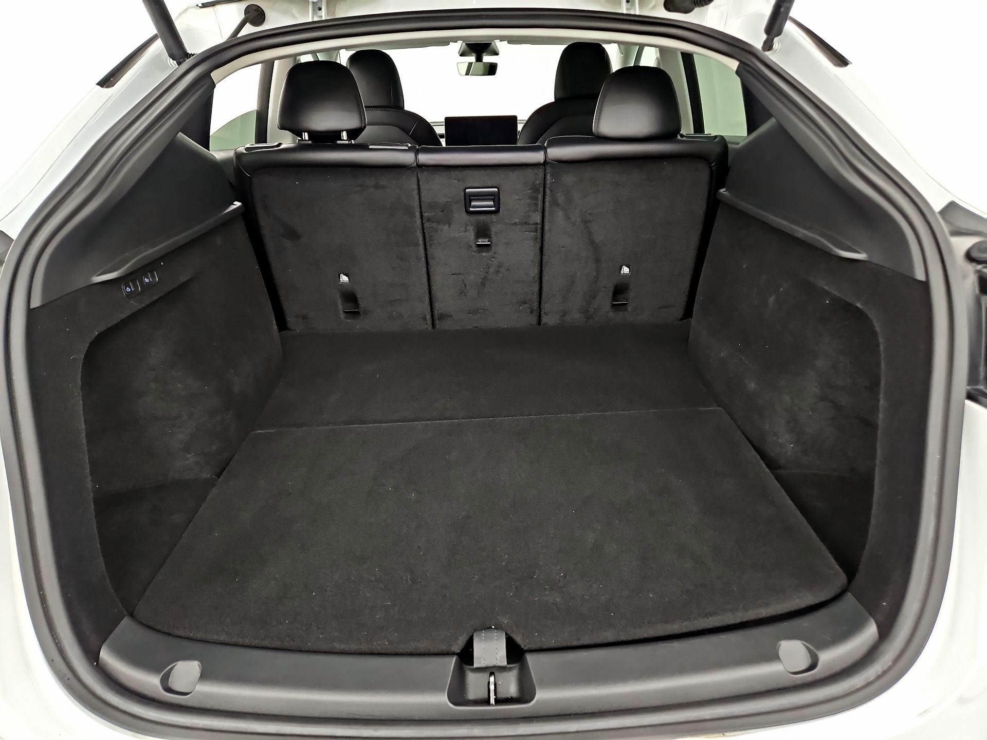 Thumbnail: 2023 Tesla Model Y - 20