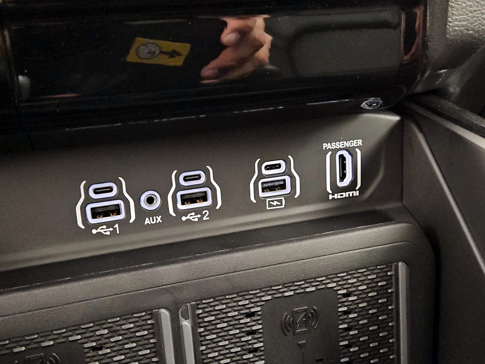 Thumbnail: 2025 RAM 1500 - 19