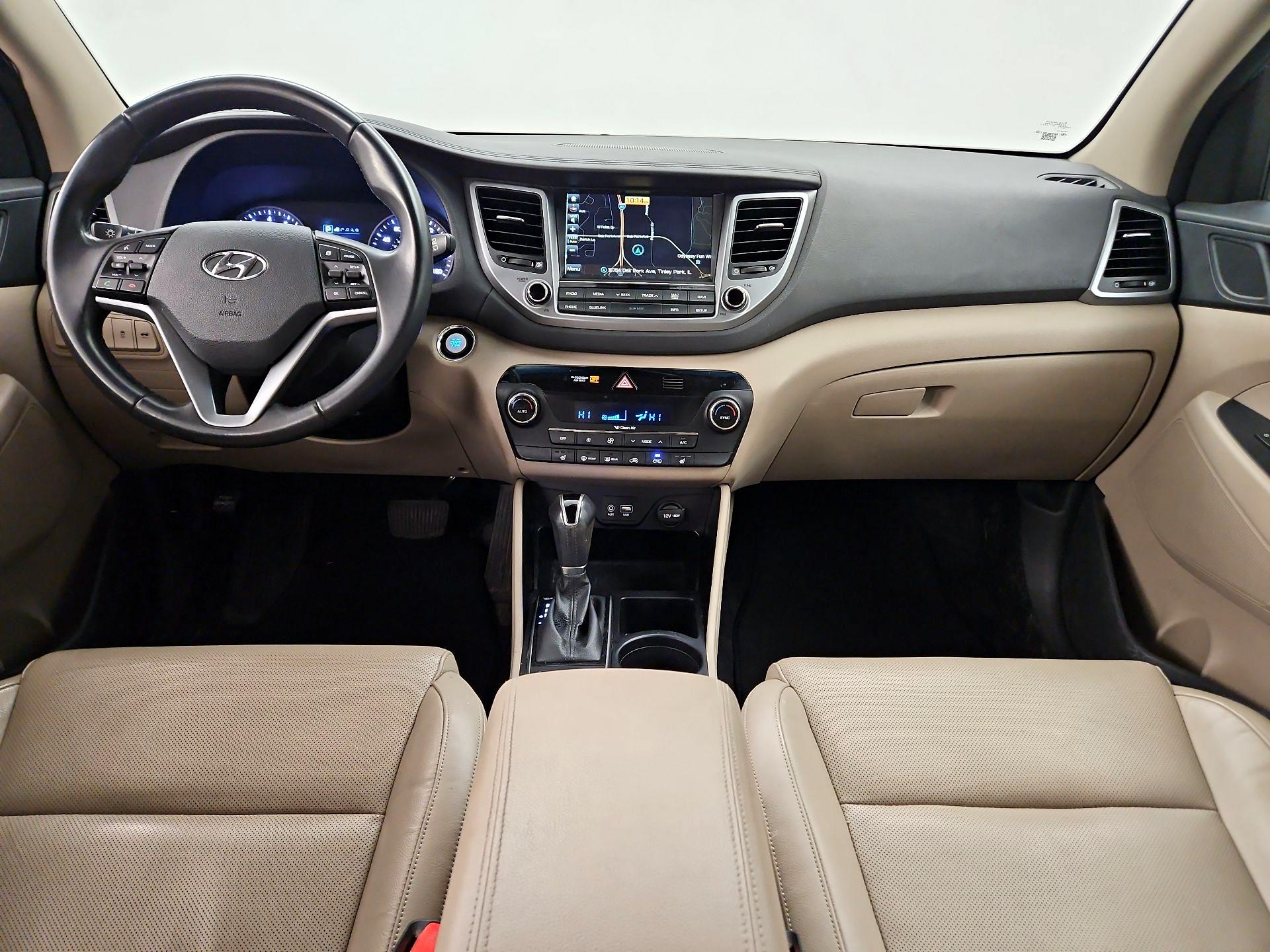 Thumbnail: 2016 Hyundai Tucson - 9