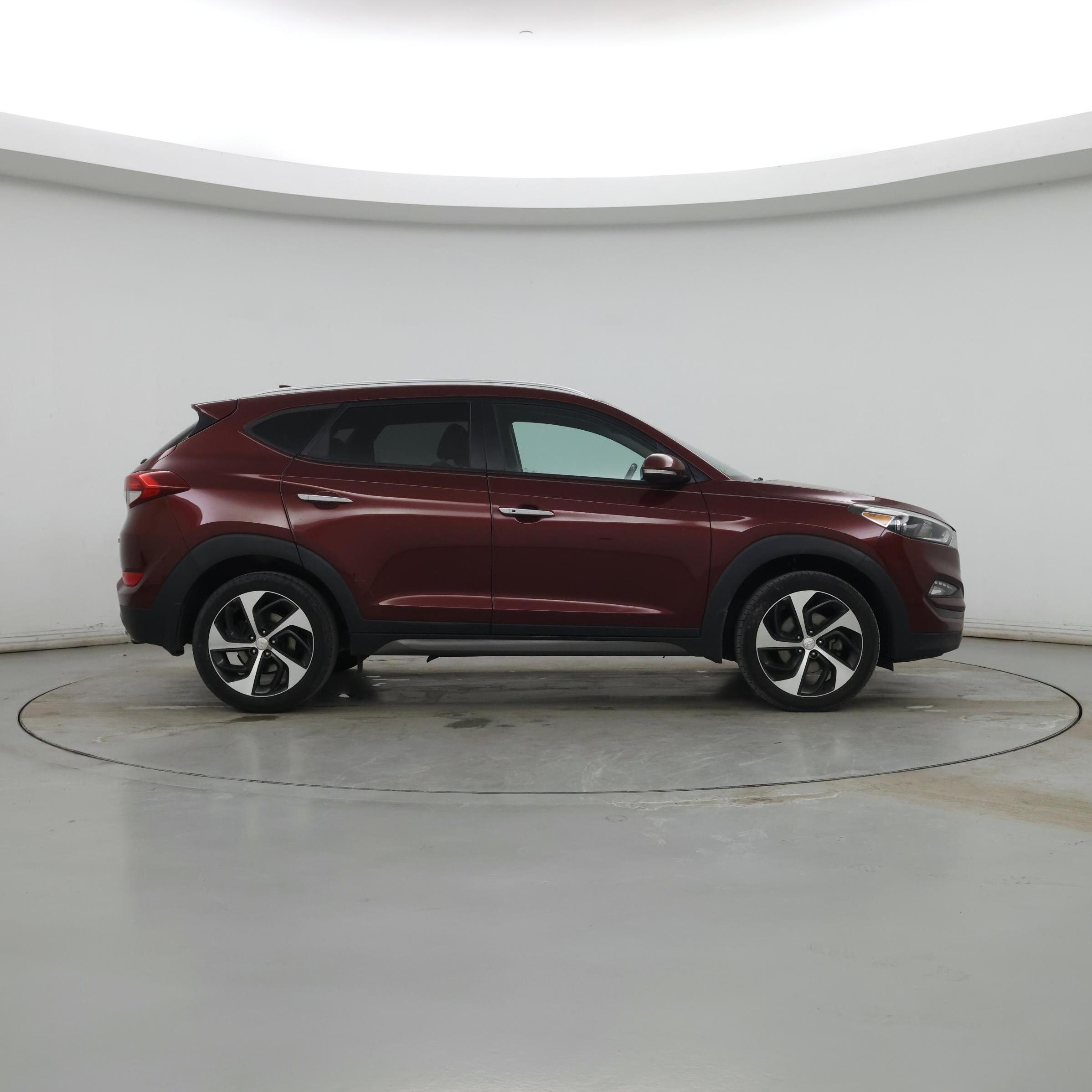Thumbnail: 2016 Hyundai Tucson - 7