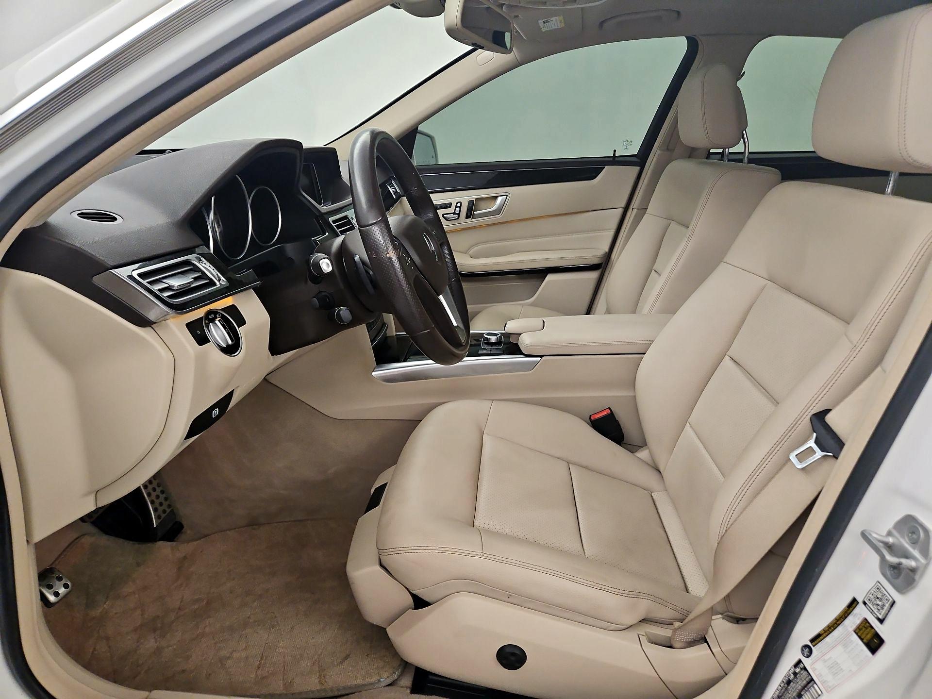 Thumbnail: 2016 Mercedes-Benz E-Class - 11