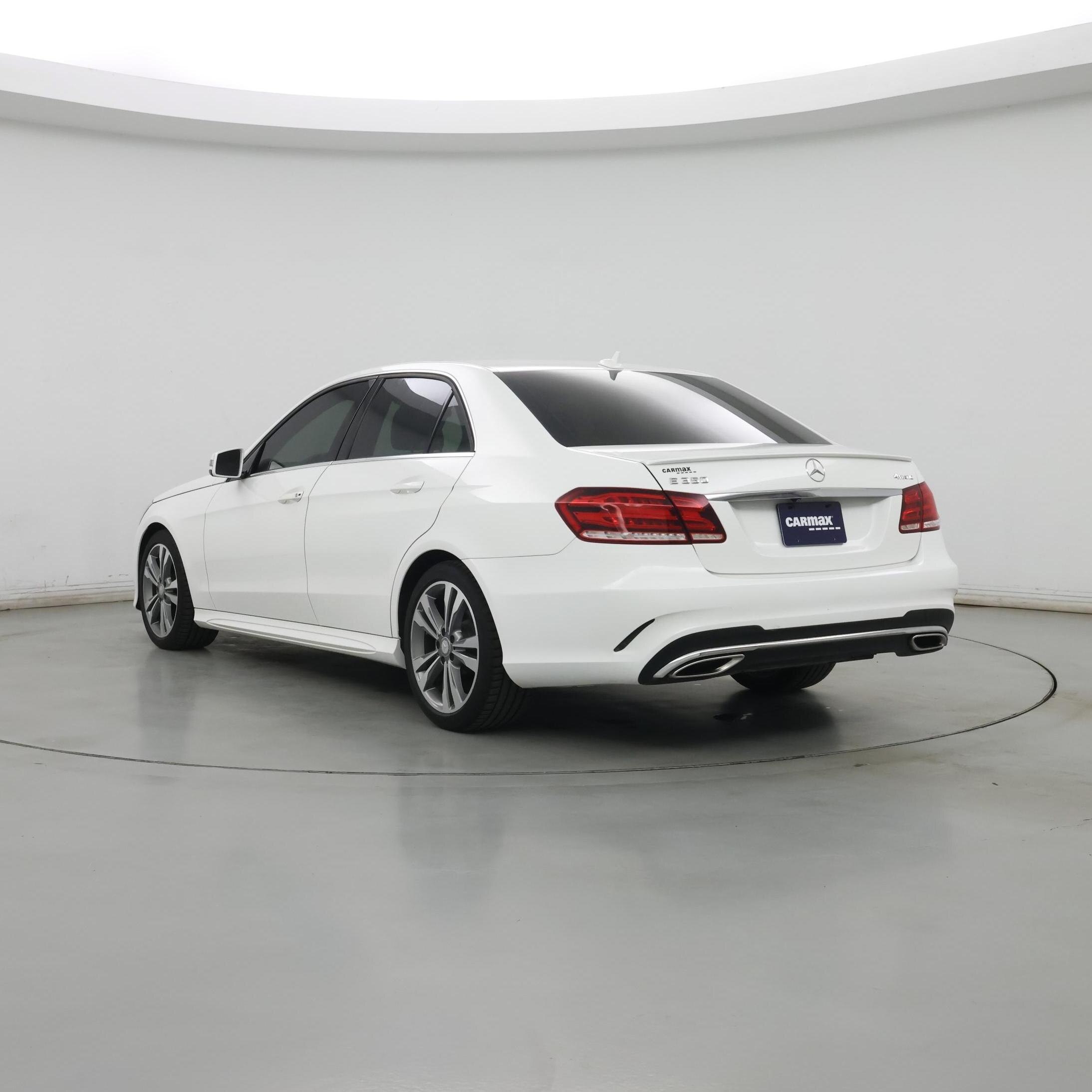 Thumbnail: 2016 Mercedes-Benz E-Class - 2