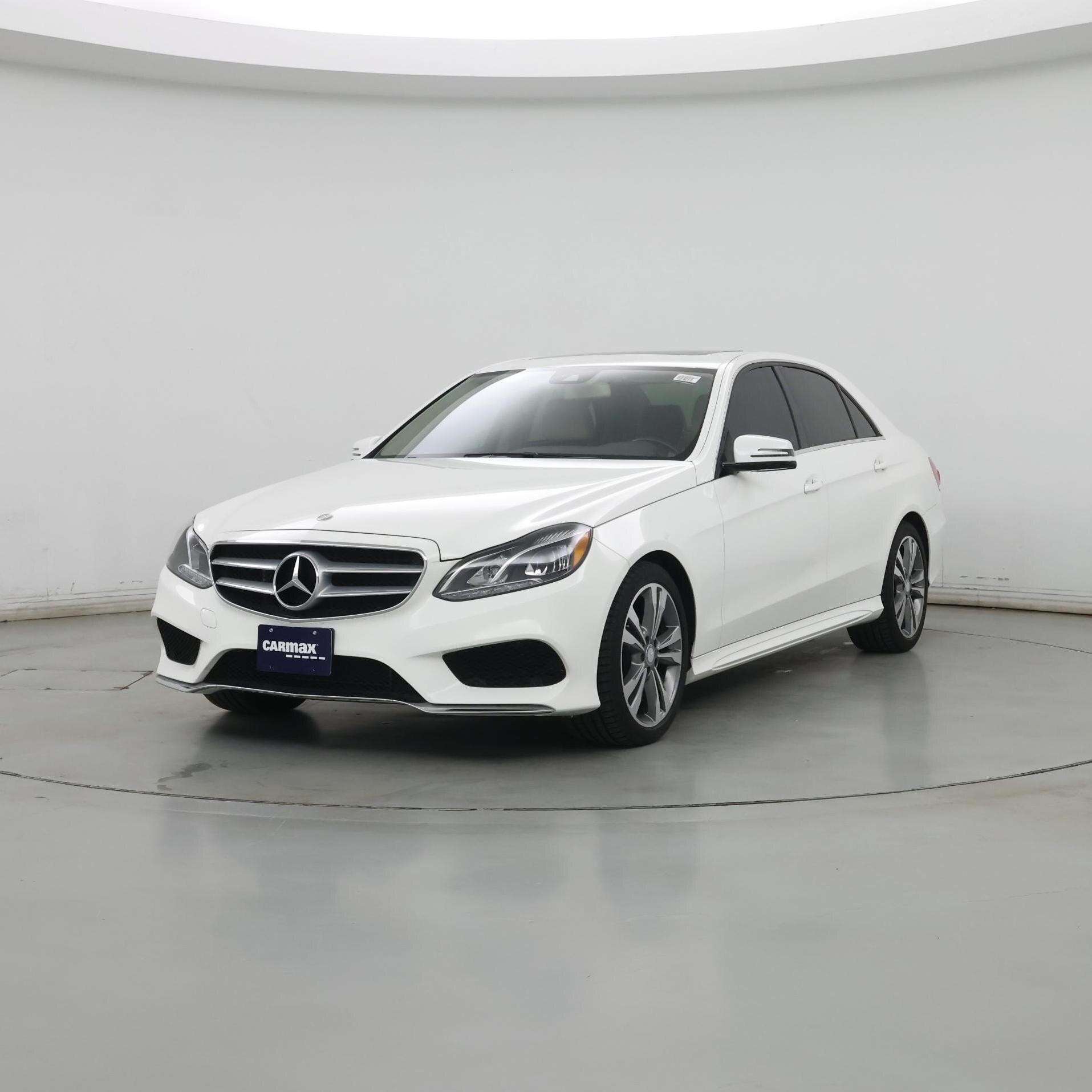 Thumbnail: 2016 Mercedes-Benz E-Class - 4