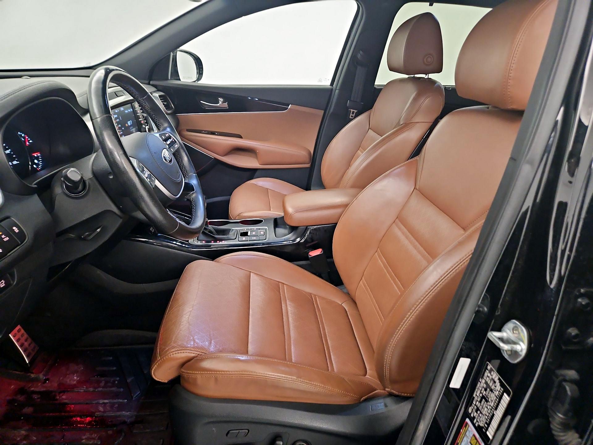 Thumbnail: 2019 Kia Sorento - 11