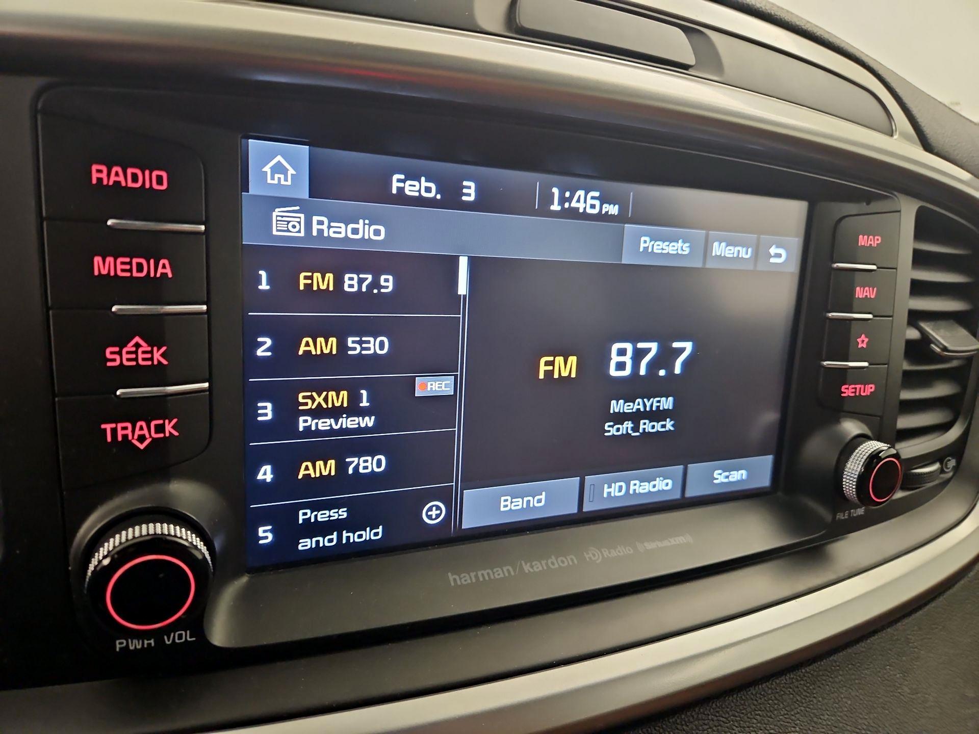 Thumbnail: 2019 Kia Sorento - 16