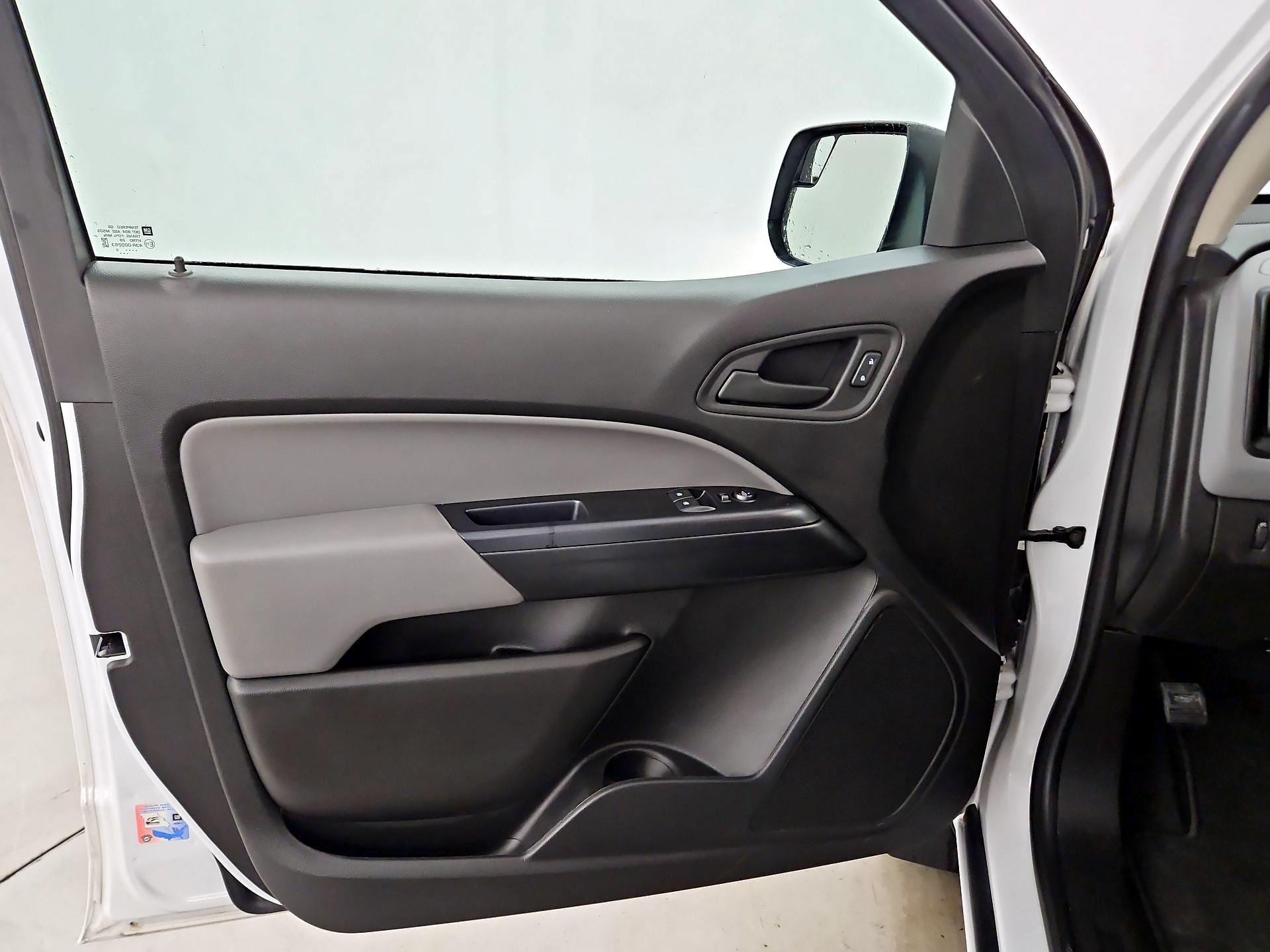 Thumbnail: 2020 Chevrolet Colorado - 12