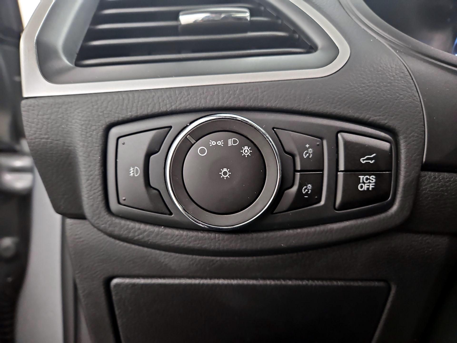 Thumbnail: 2023 Ford Edge - 13