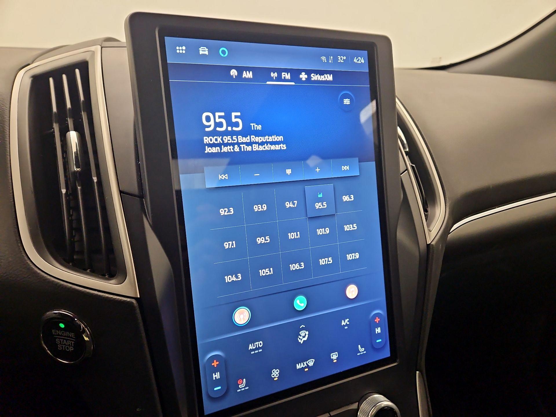 Thumbnail: 2023 Ford Edge - 15