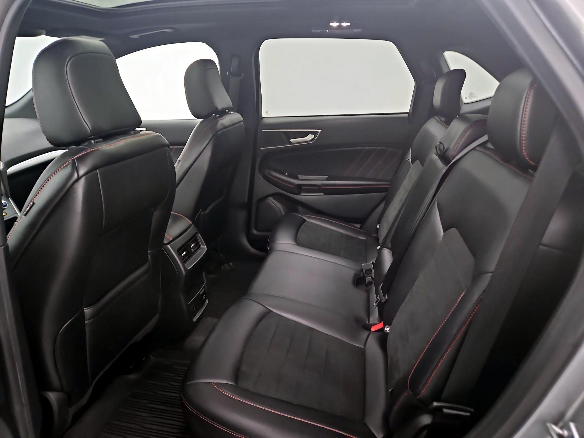 Thumbnail: 2023 Ford Edge - 20