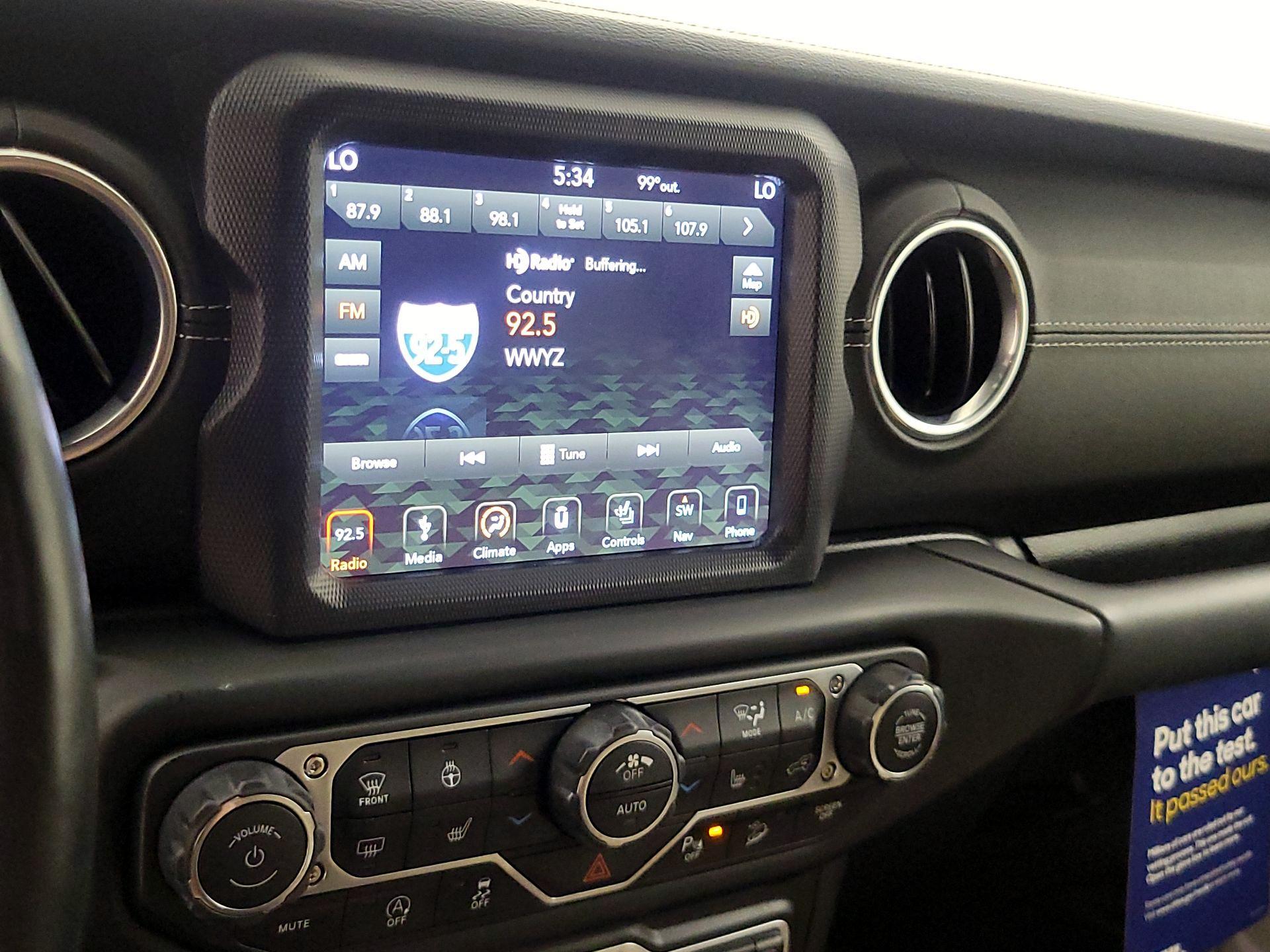 Thumbnail: 2018 Jeep Wrangler - 16