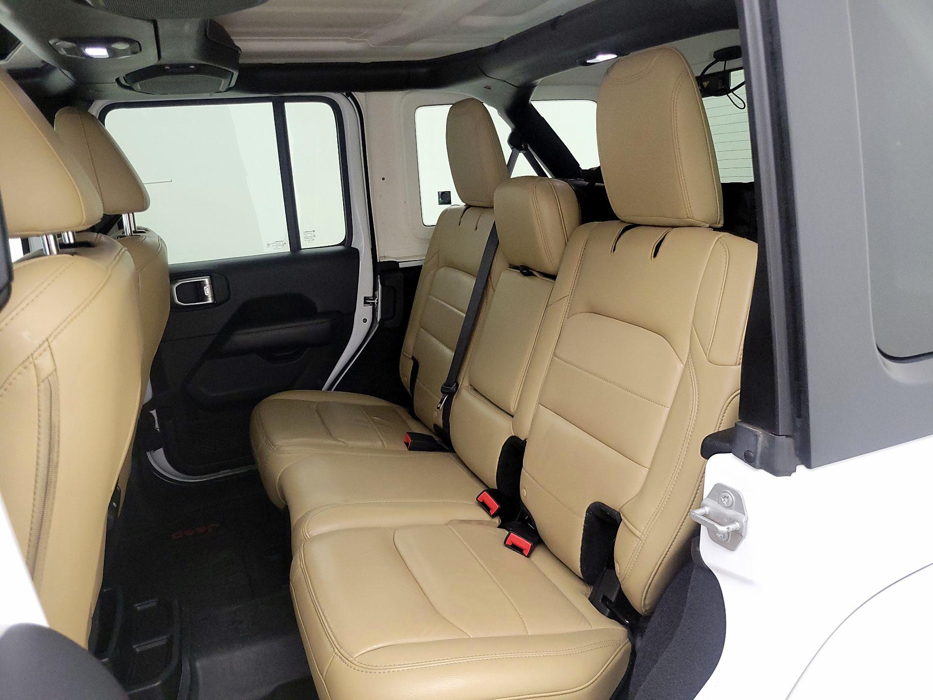 Thumbnail: 2018 Jeep Wrangler - 20
