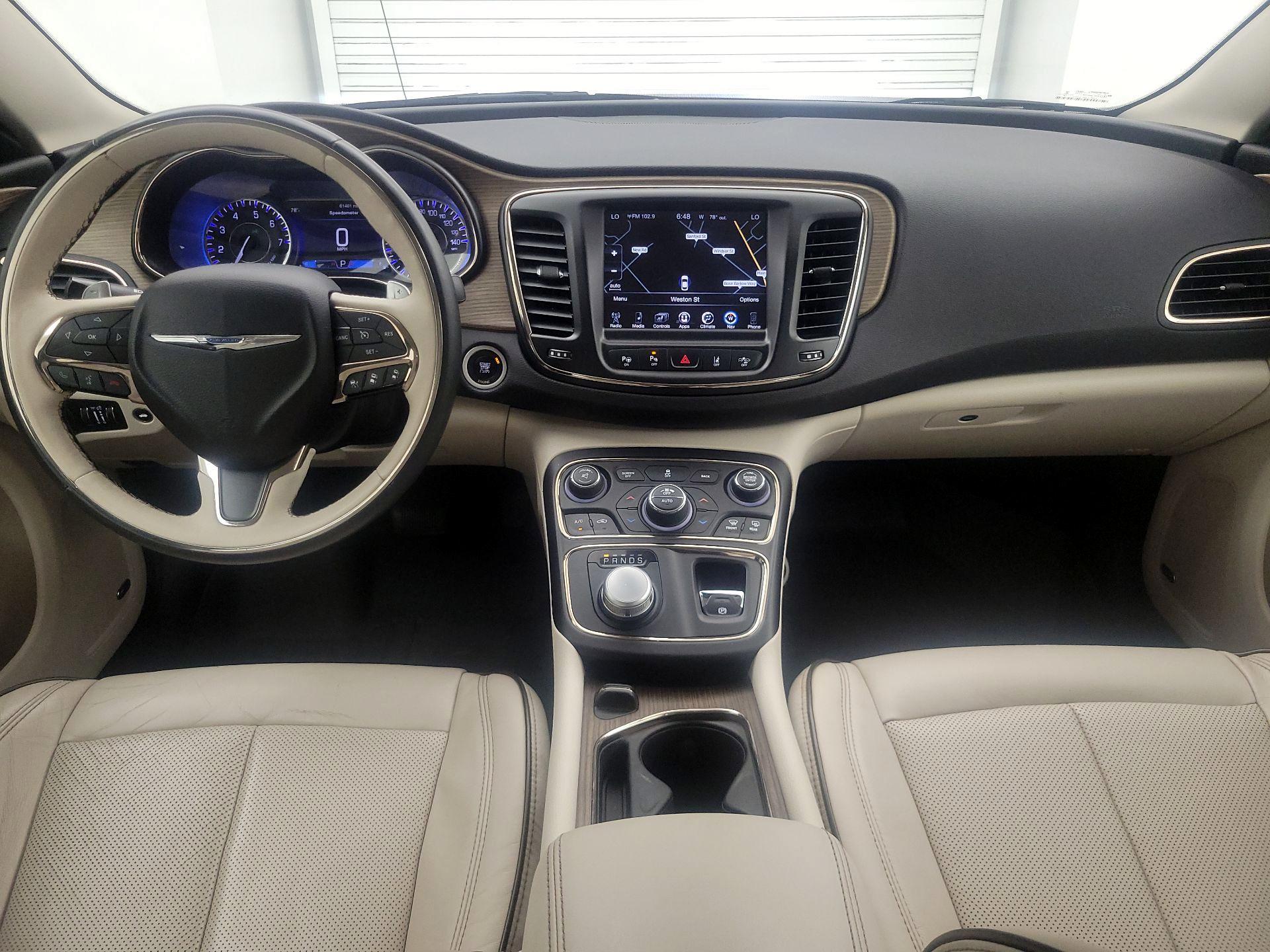 Thumbnail: 2015 Chrysler 200 - 9