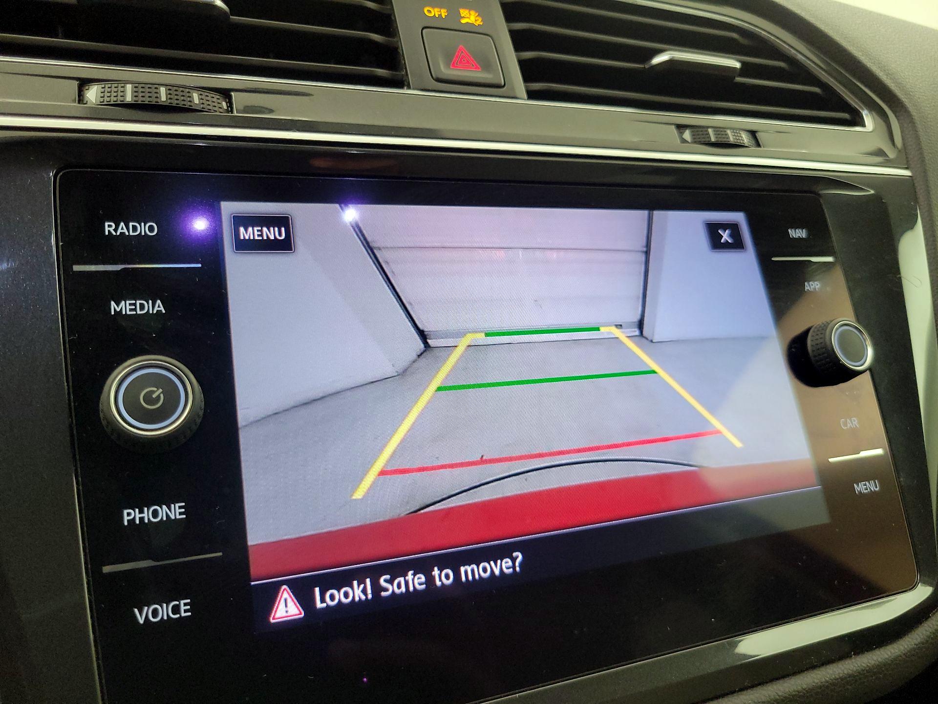 Thumbnail: 2019 Volkswagen Tiguan - 15