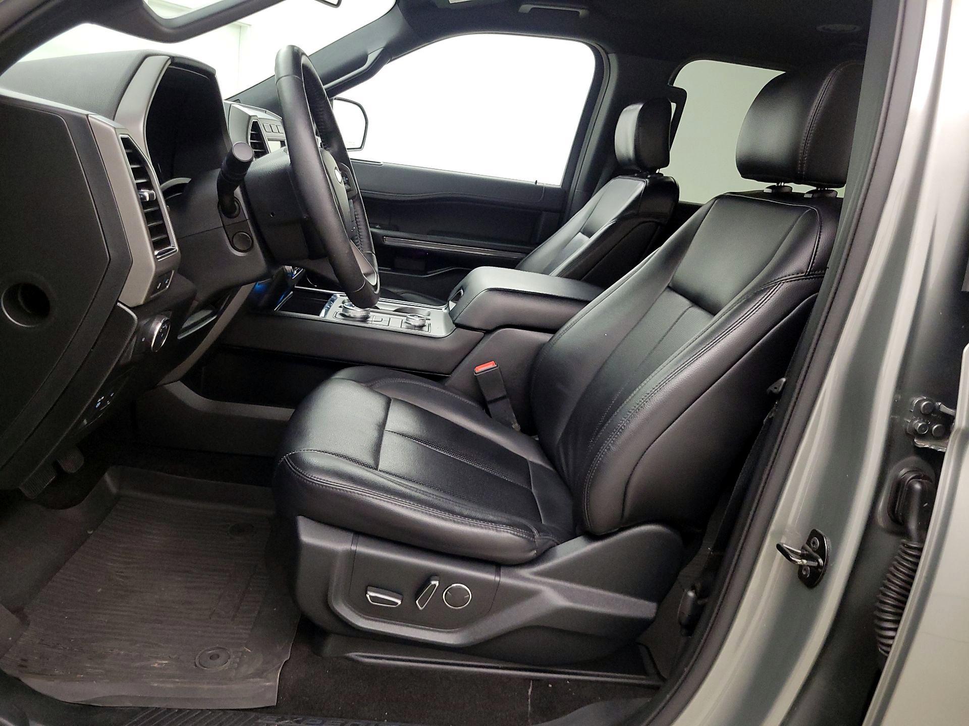 Thumbnail: 2019 Ford Expedition - 11