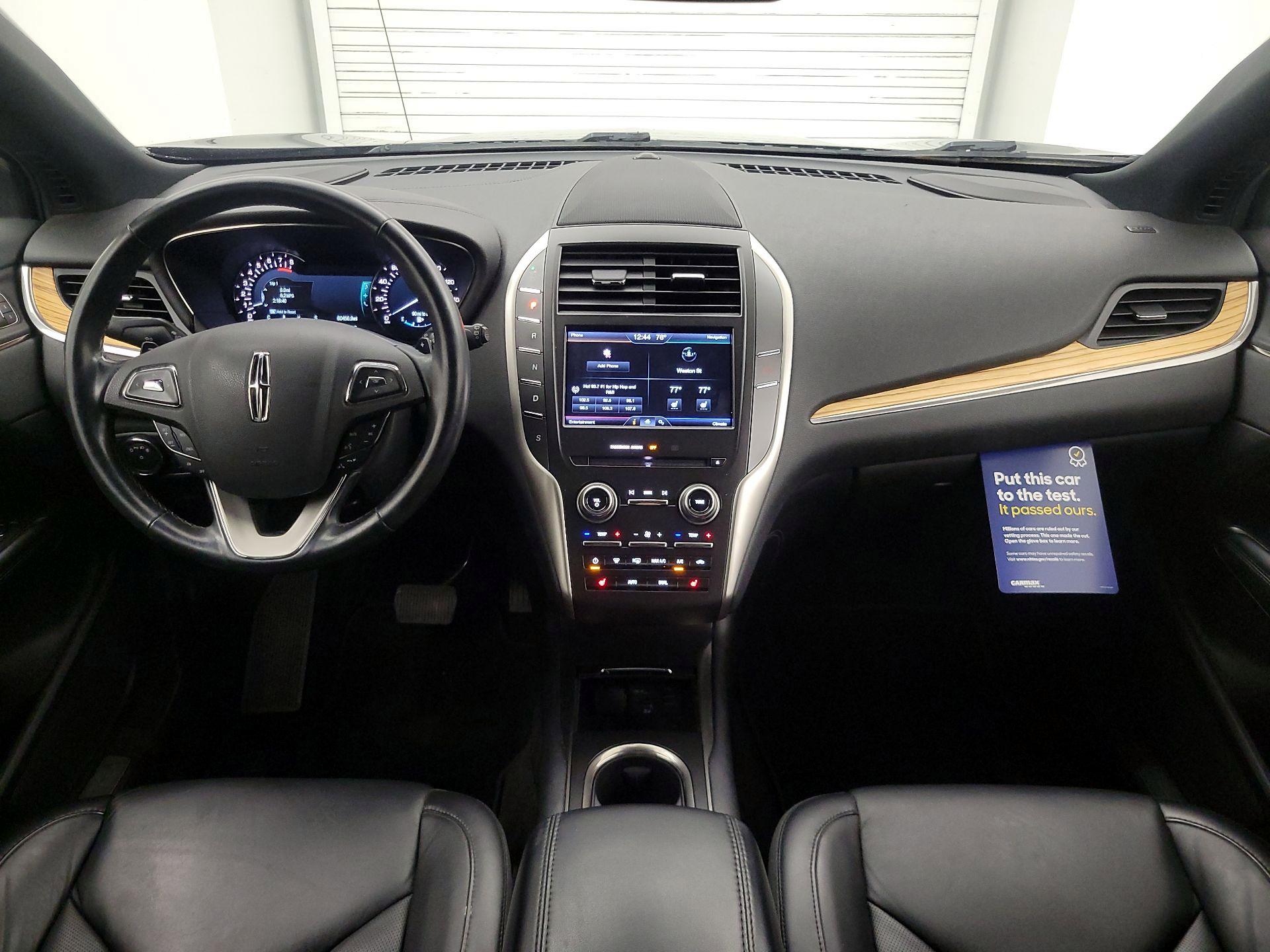 Thumbnail: 2015 Lincoln MKC - 9