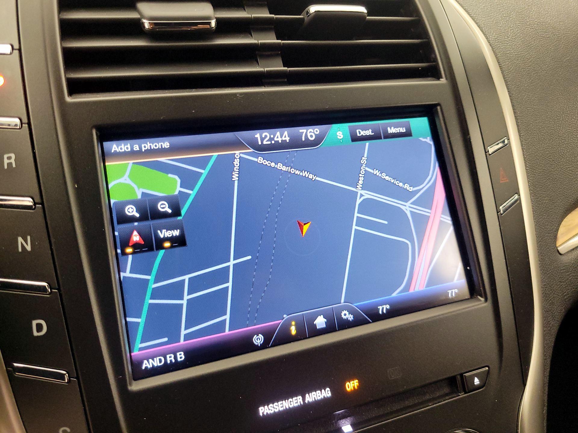 Thumbnail: 2015 Lincoln MKC - 14