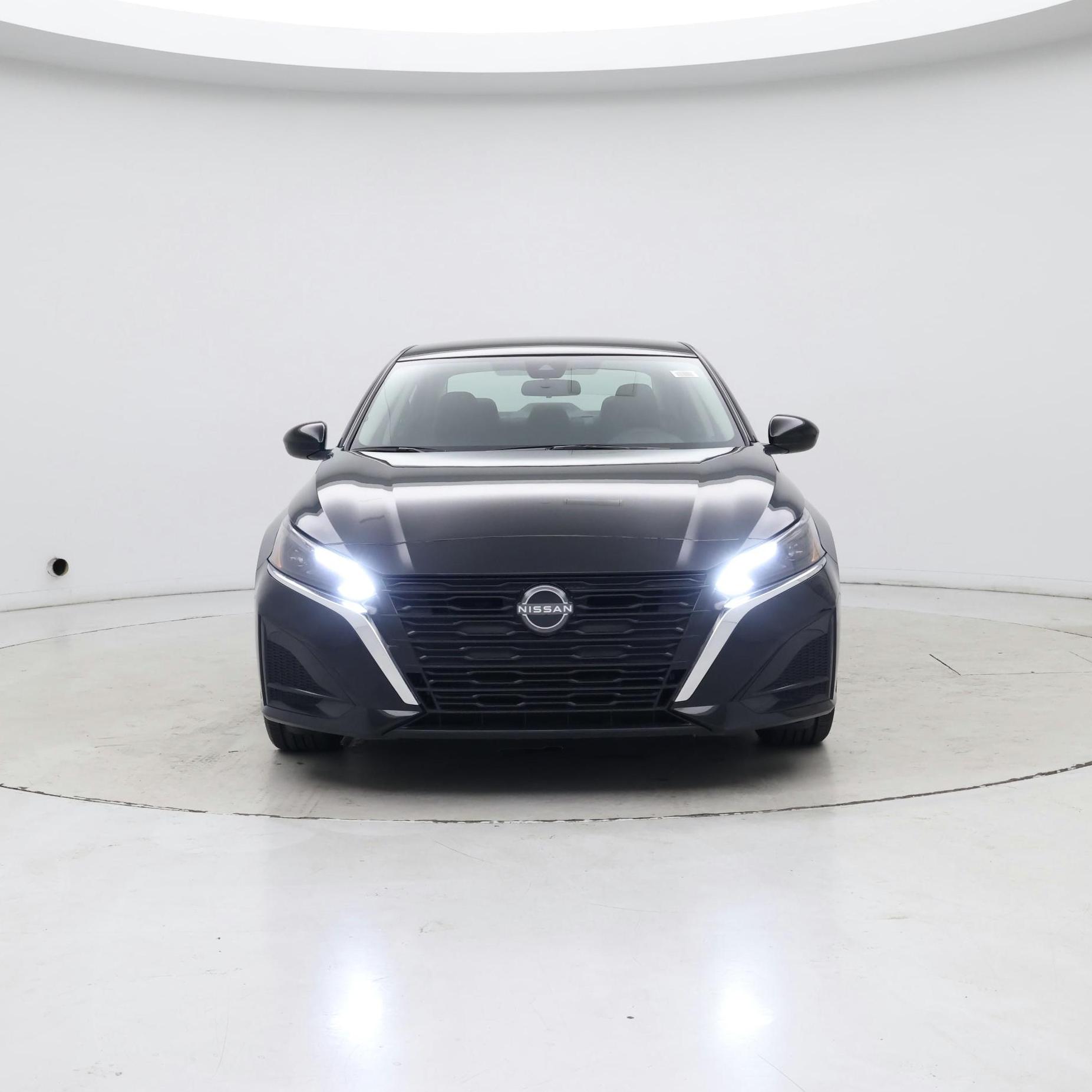 Thumbnail: 2023 Nissan Altima - 5