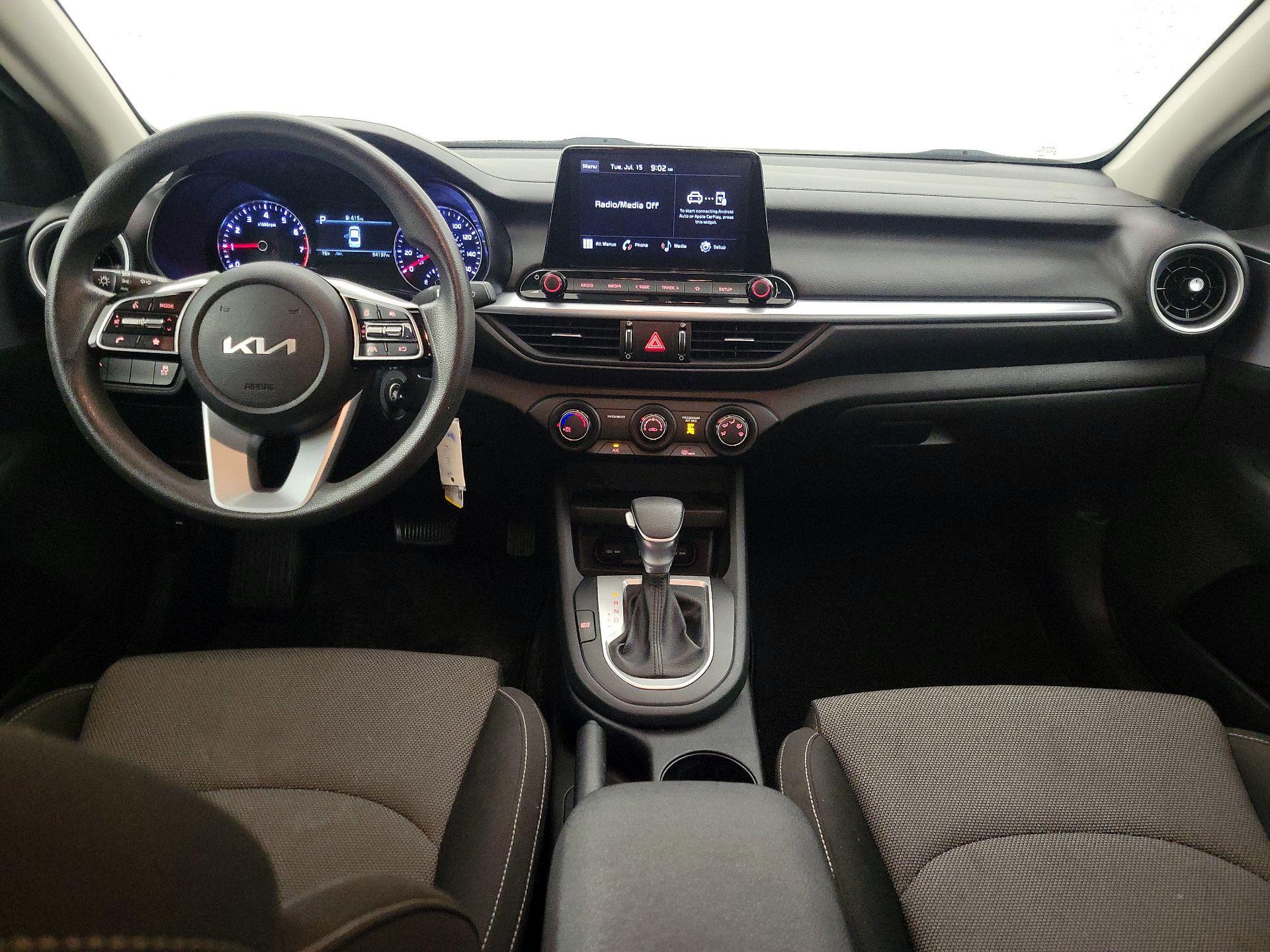 Thumbnail: 2022 Kia Forte - 9