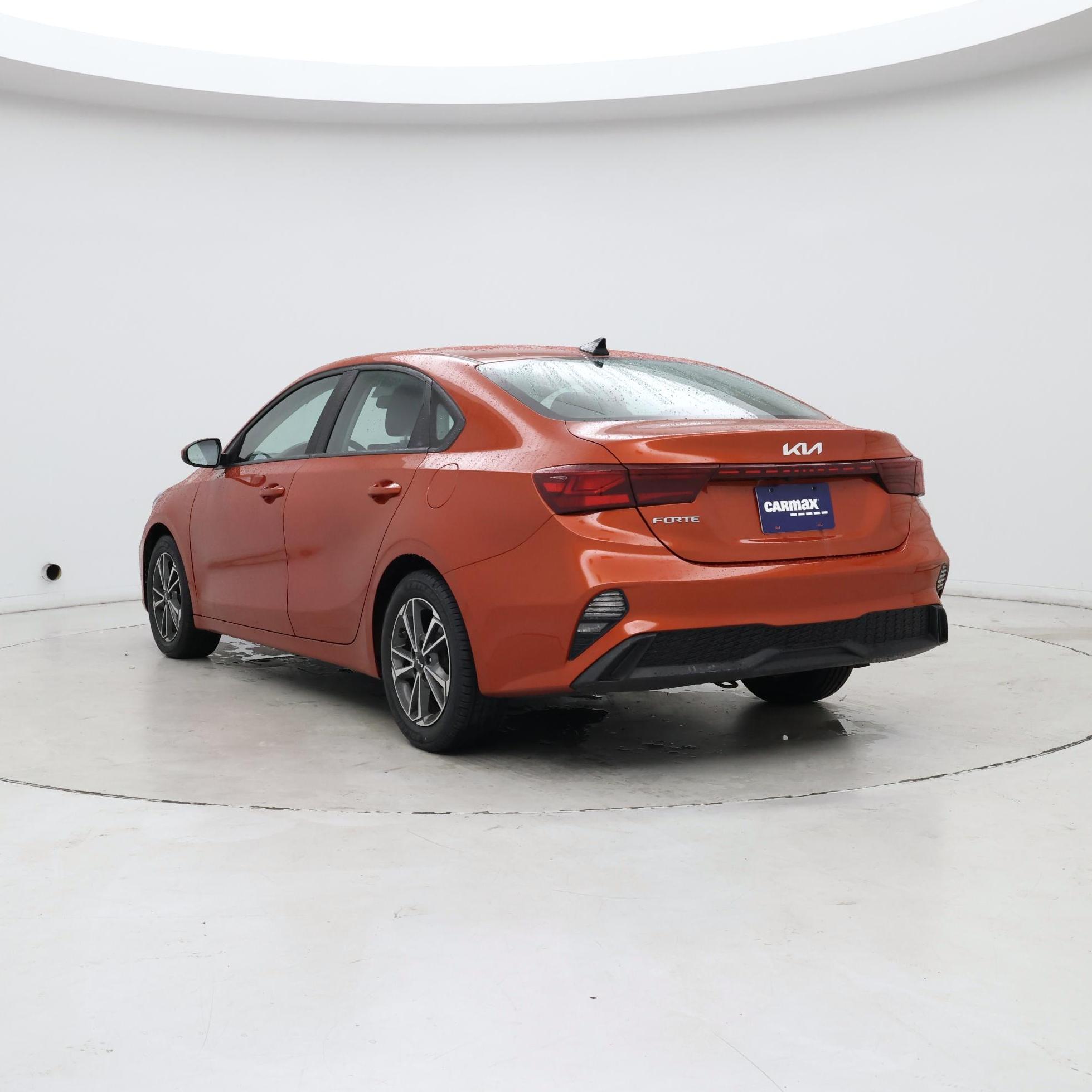 Thumbnail: 2022 Kia Forte - 2