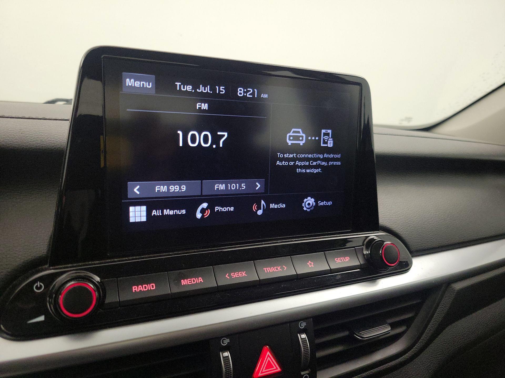 Thumbnail: 2023 Kia Forte - 15
