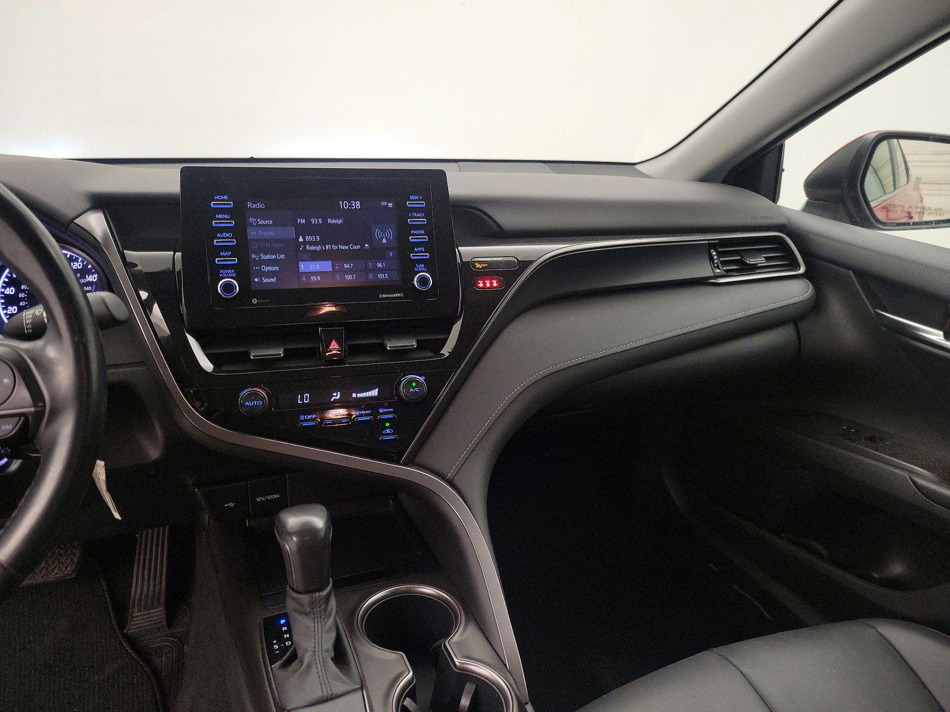 Thumbnail: 2021 Toyota Camry - 9